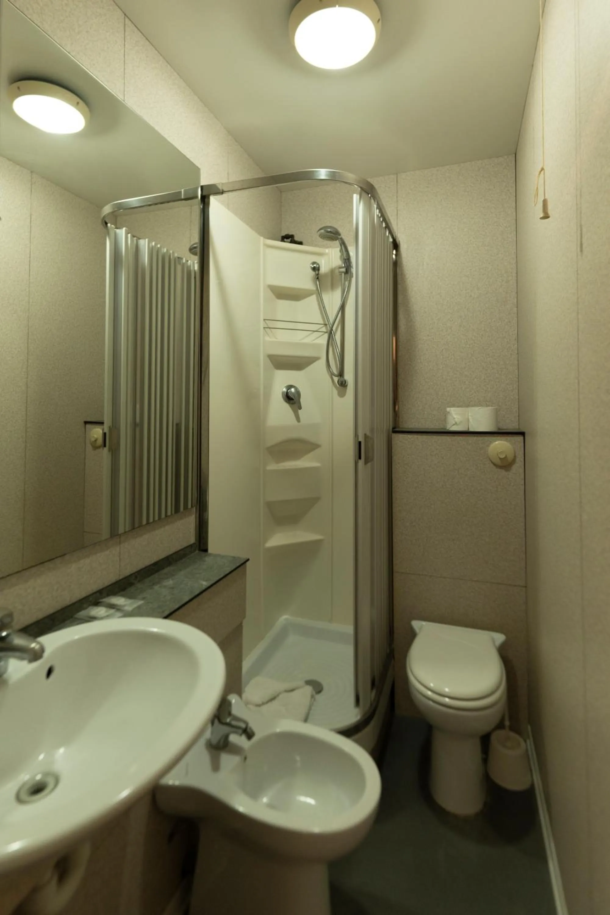 Shower in Hotel & Hostel 7