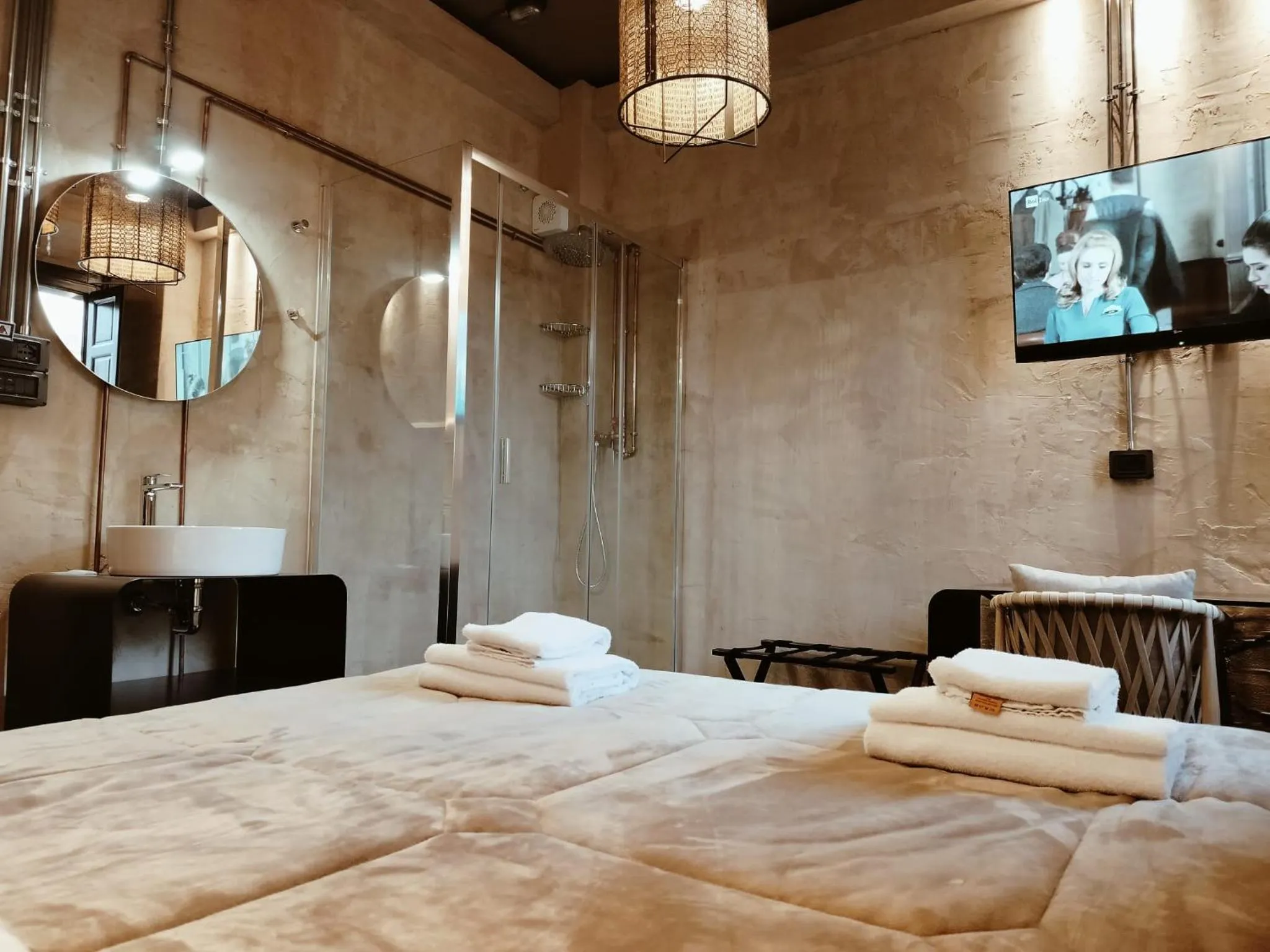 Bed in Hotel & Hostel 7