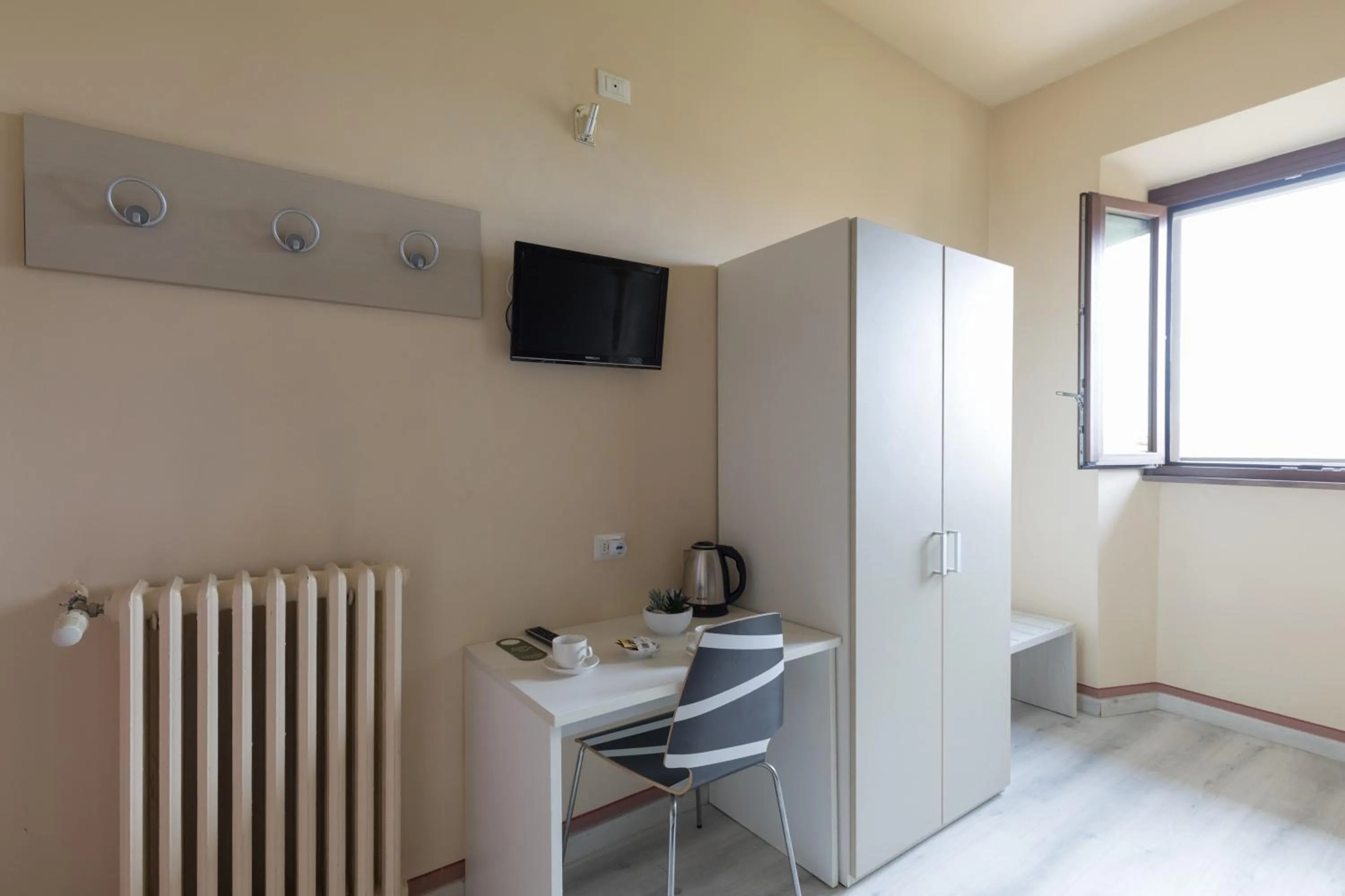 wardrobe in Hotel & Hostel 7