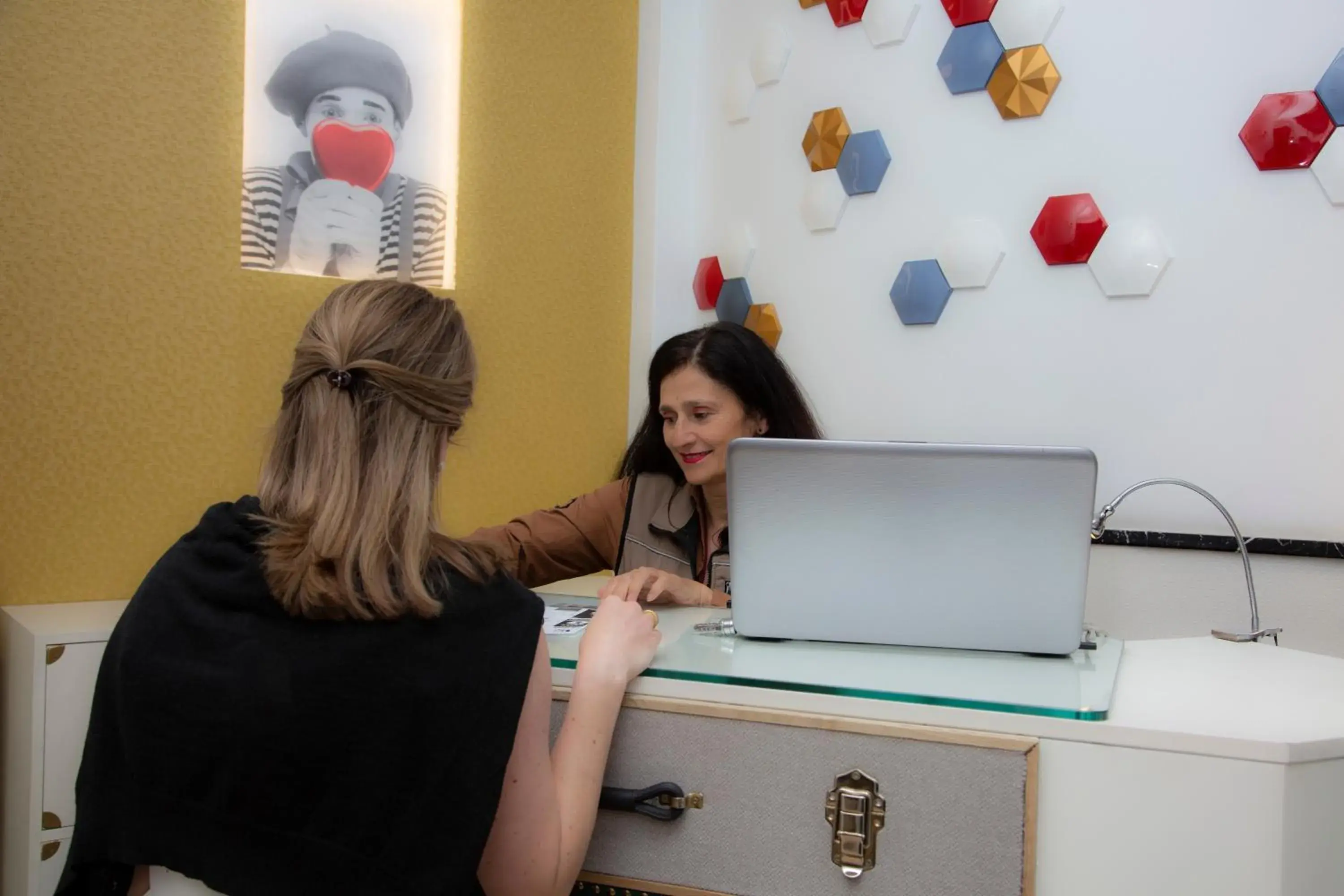 Lobby or reception in Casual del Teatro Madrid Lobby or reception in Casual del Teatro Madrid