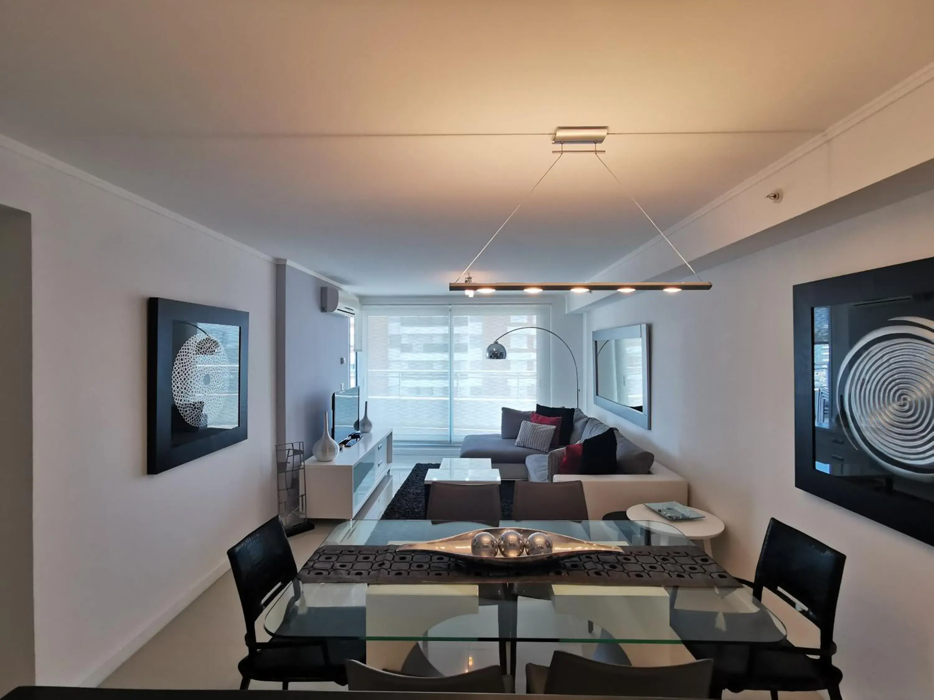 Three-Bedroom Apartment in Estelita The Forest Tower 2 Three-Bedroom Apartment in Estelita The Forest Tower 2