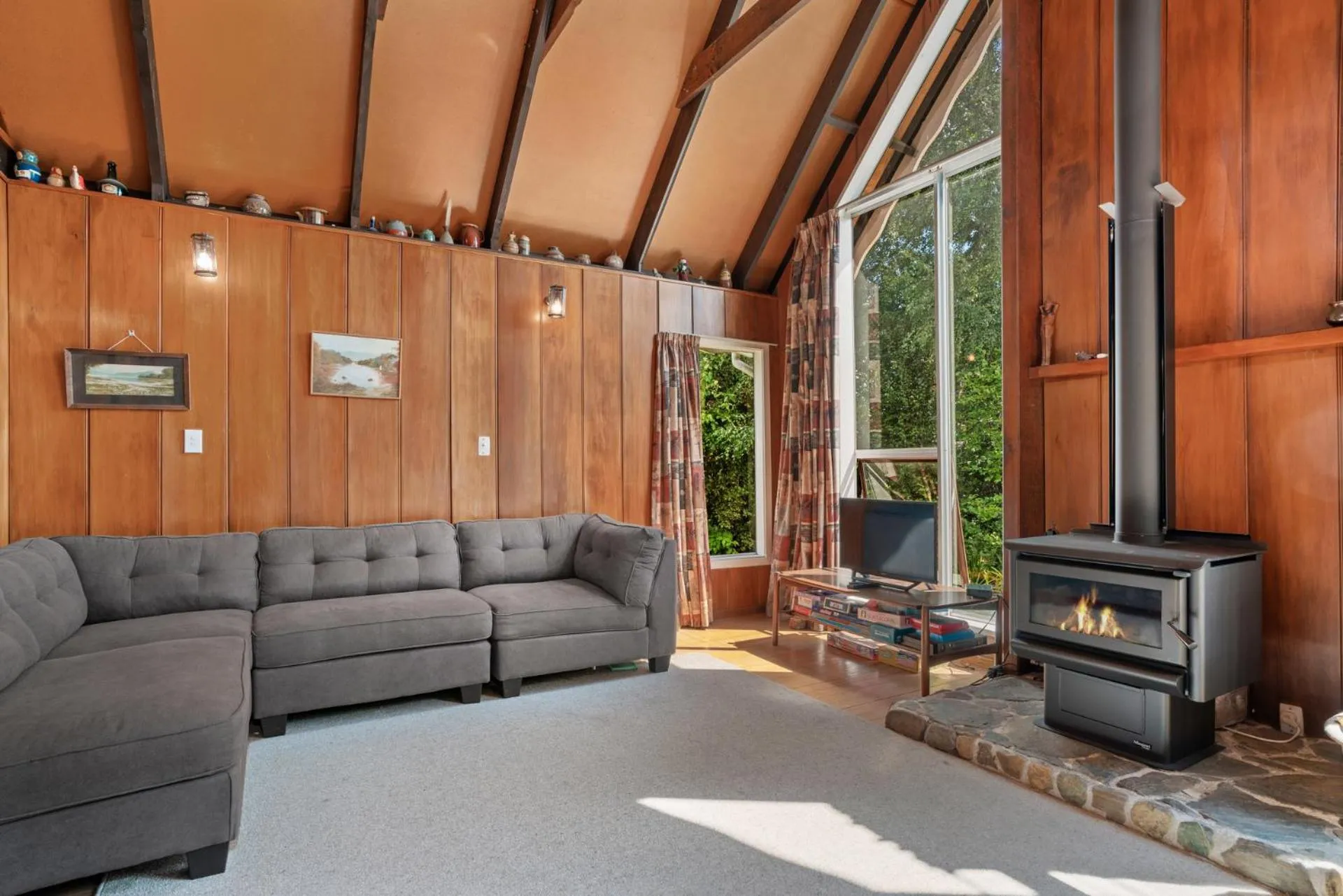 Bremner Lodge - Wanaka Holiday Home