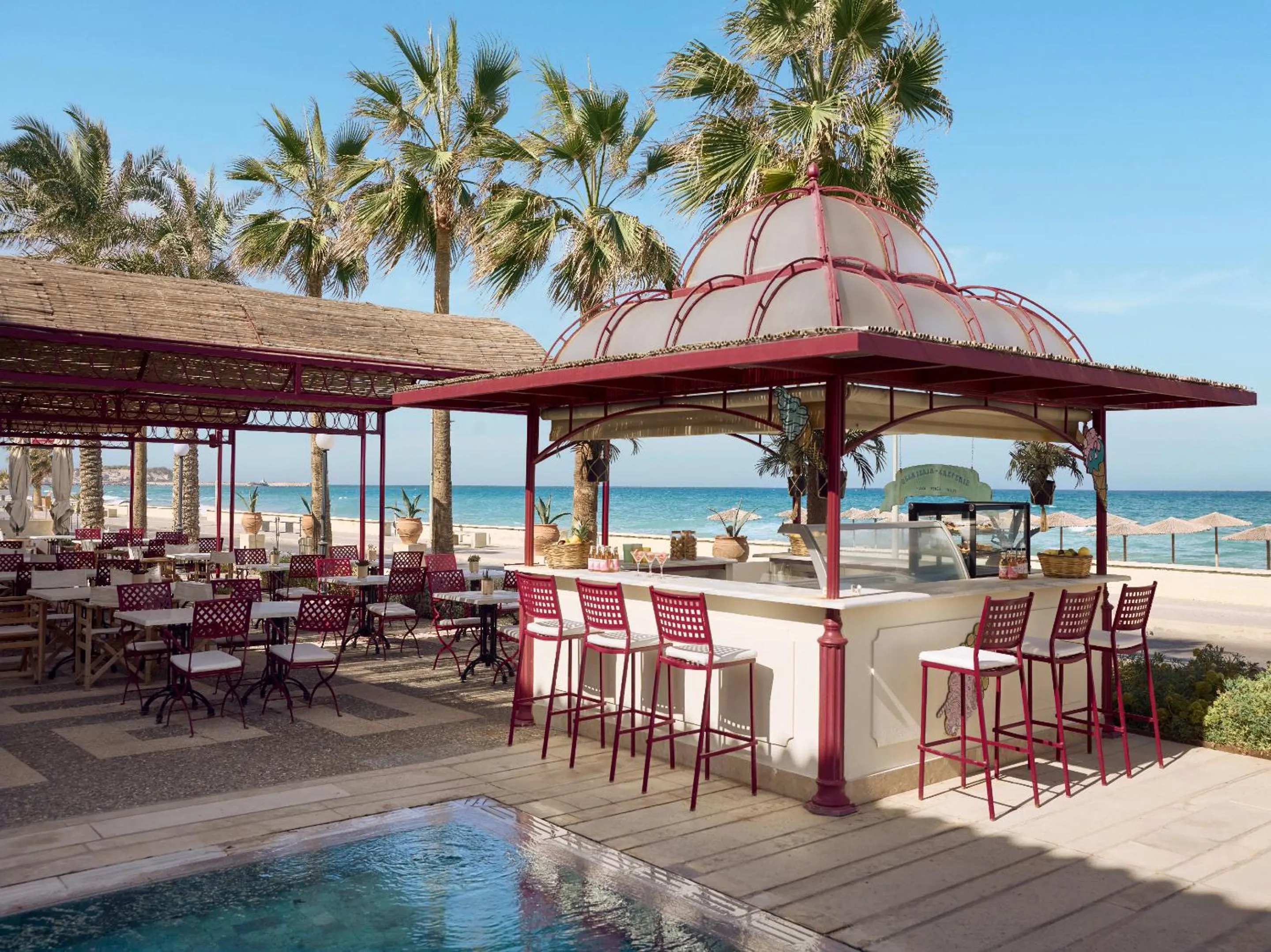 Restaurant/places to eat in Grecotel Plaza Beach House