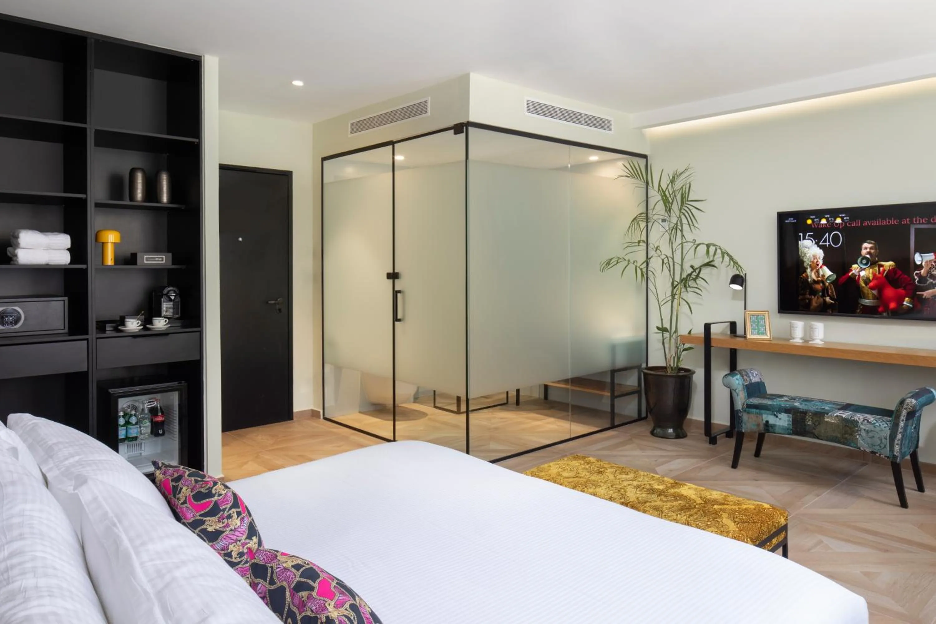 Photo of the whole room, Bed in Rephael House Boutique Hotel