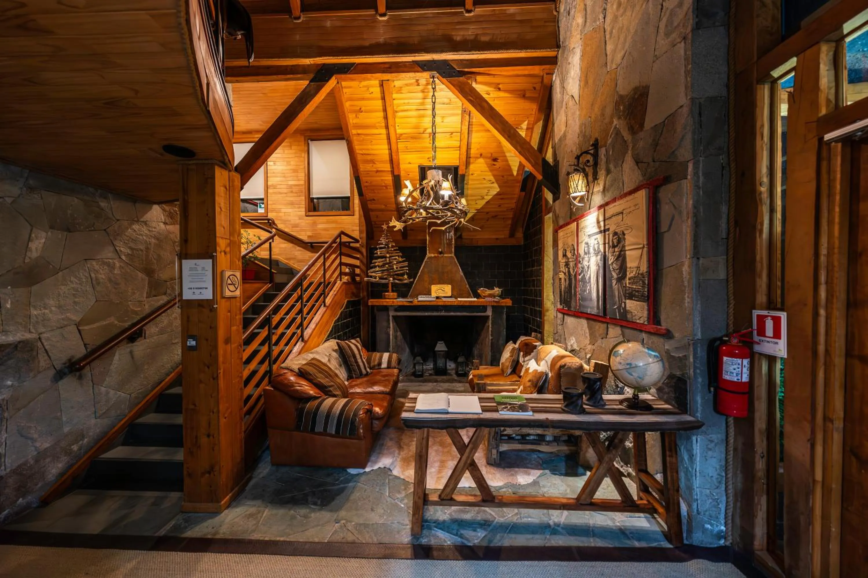 Lobby or reception in NÓMADES Hotel Boutique