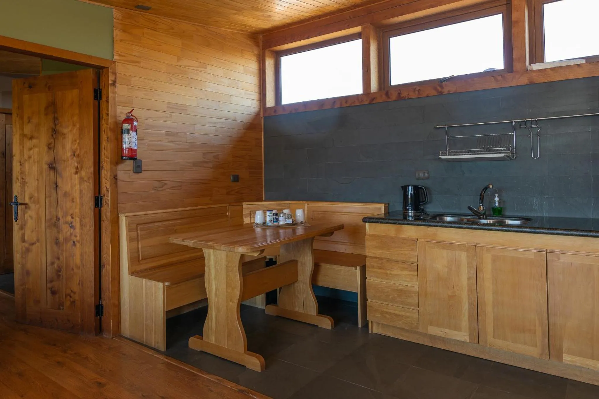 Kitchen or kitchenette in NÓMADES Hotel Boutique