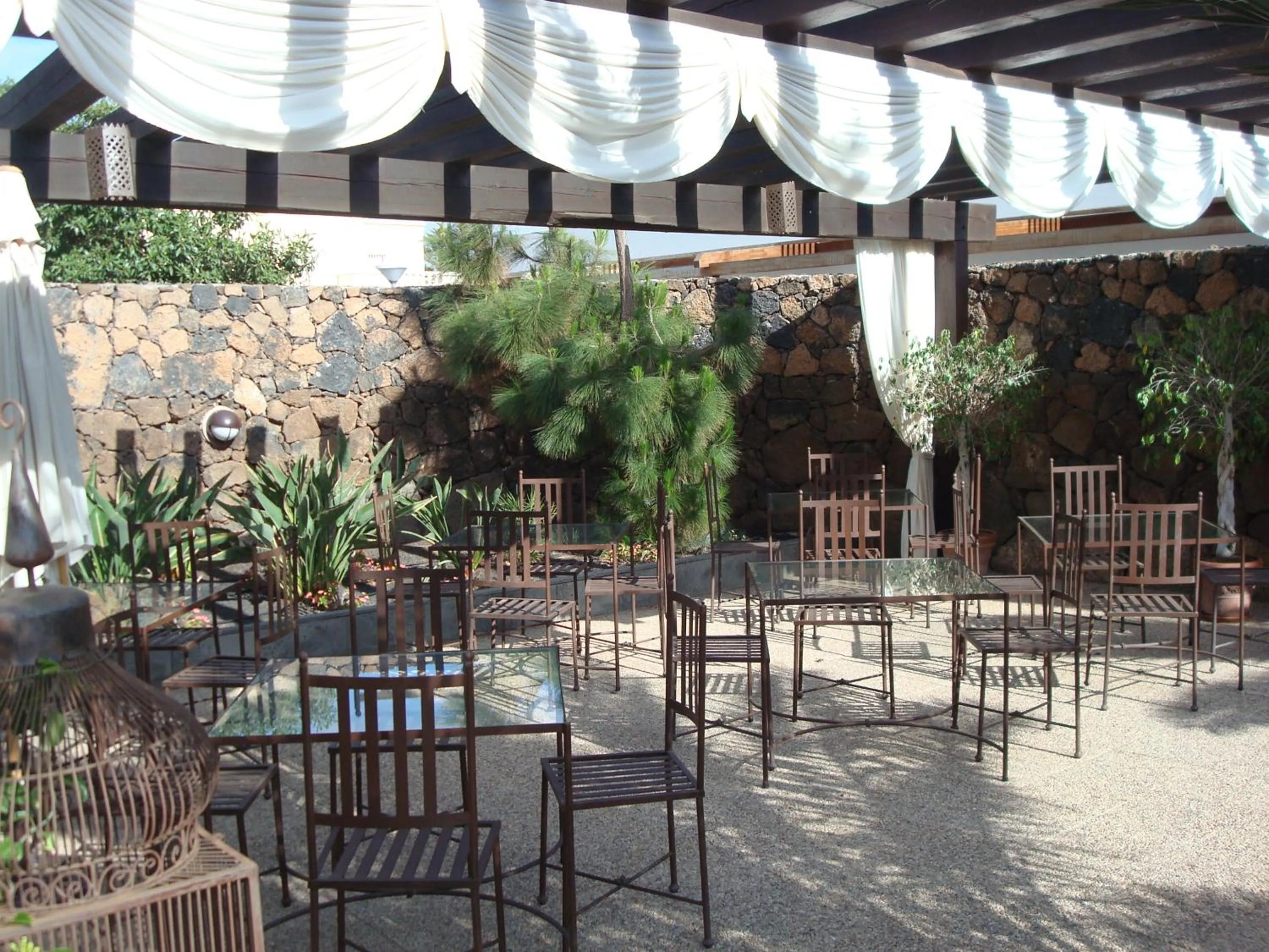 Restaurant/places to eat in Villa VIK - Hotel Boutique