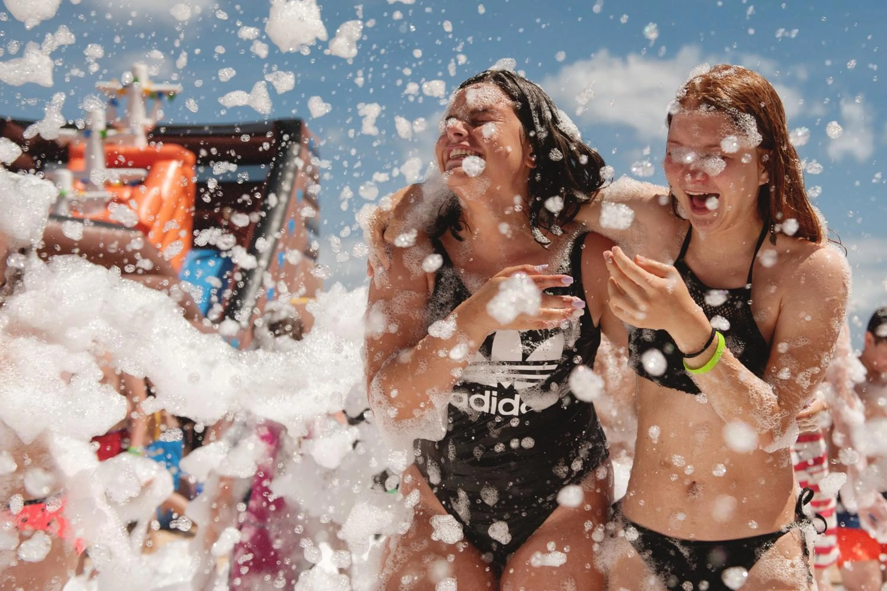 Entertainment in Sotavento Beach Club