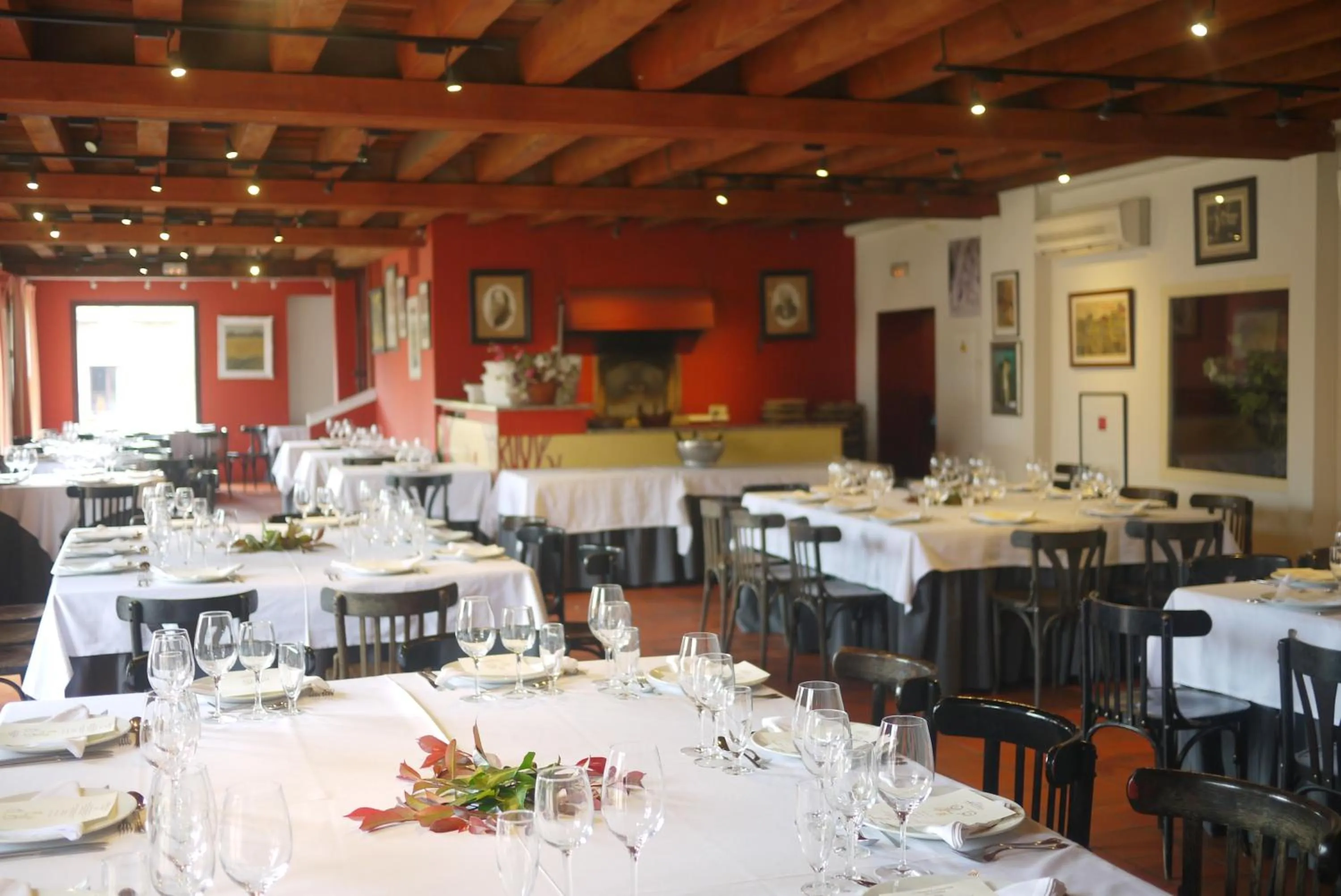 Restaurant/places to eat in Hotel El Rancho