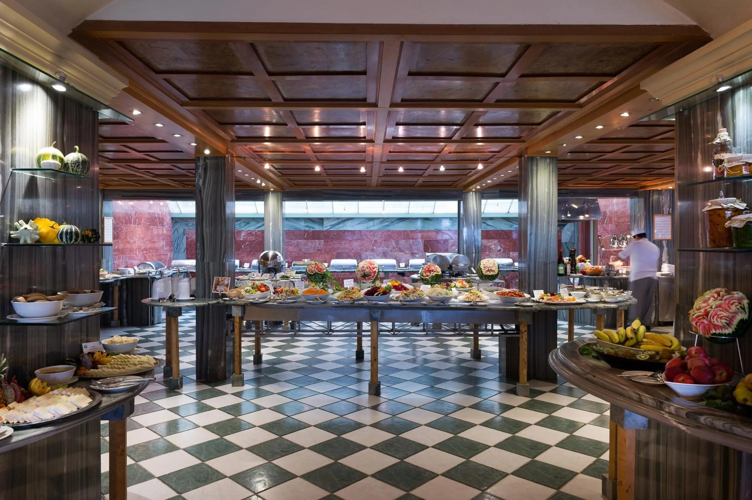 Breakfast in Aquila Rithymna Beach