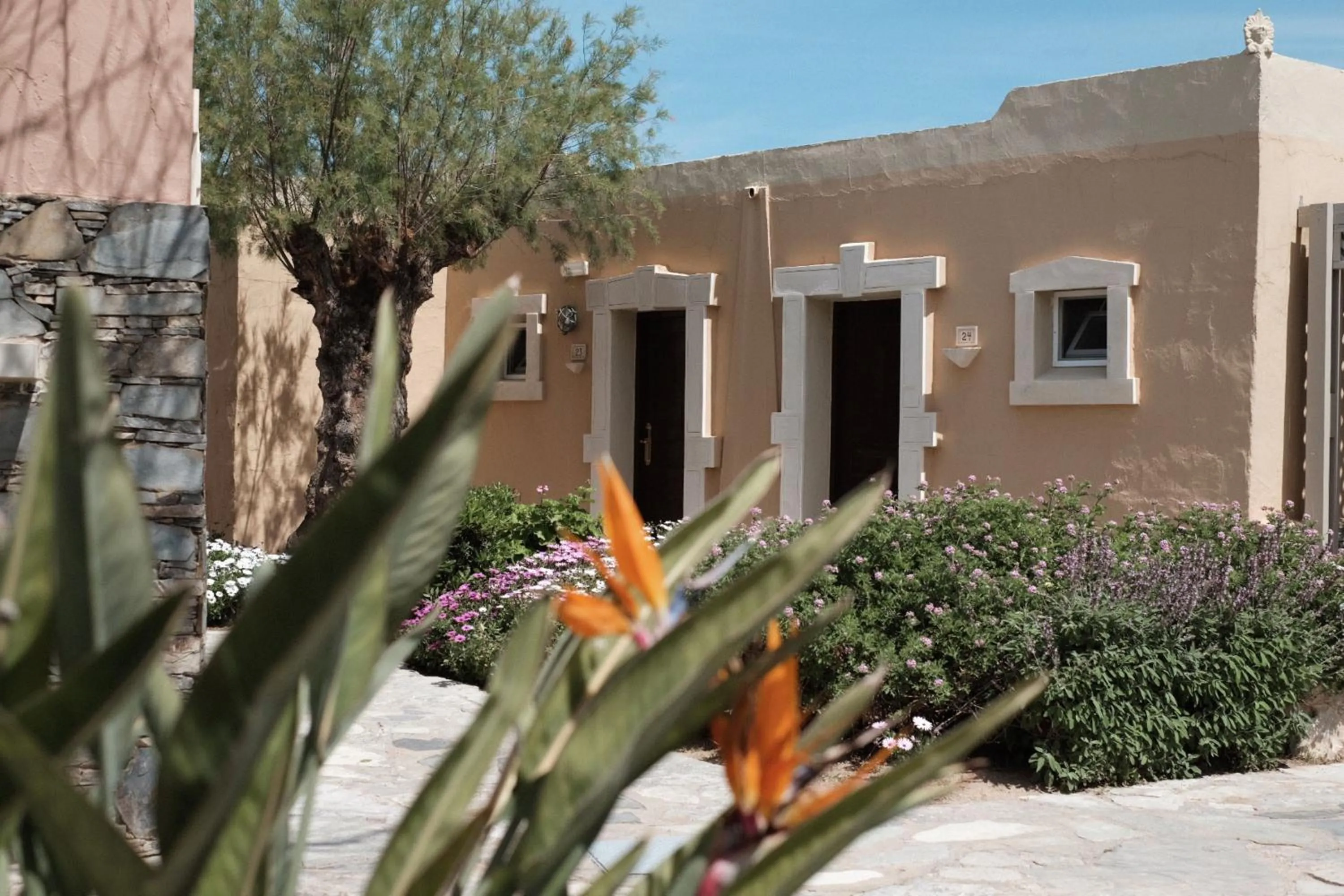 Facade/entrance in Aquila Rithymna Beach