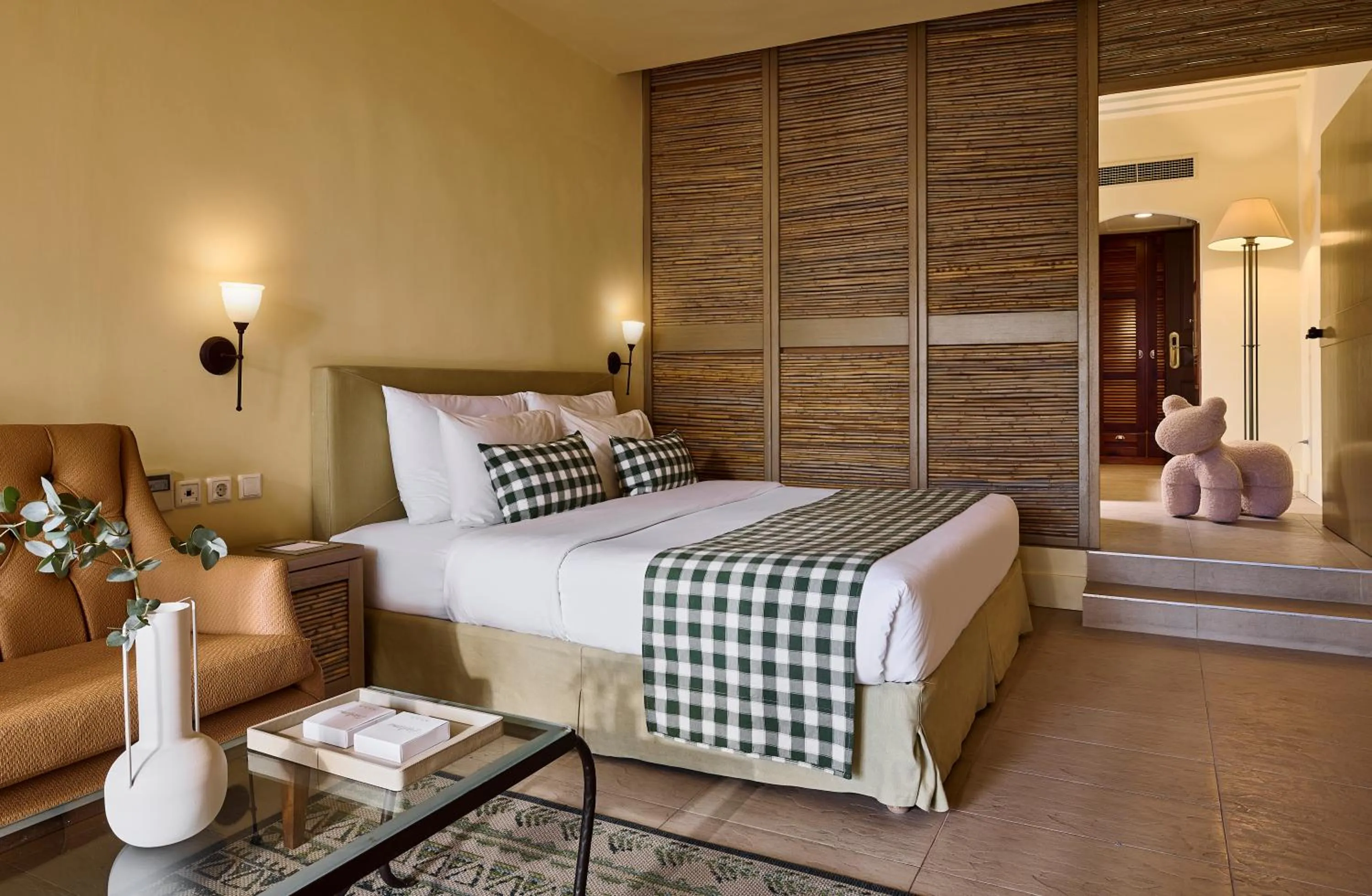 Bedroom, Bed in Aquila Rithymna Beach