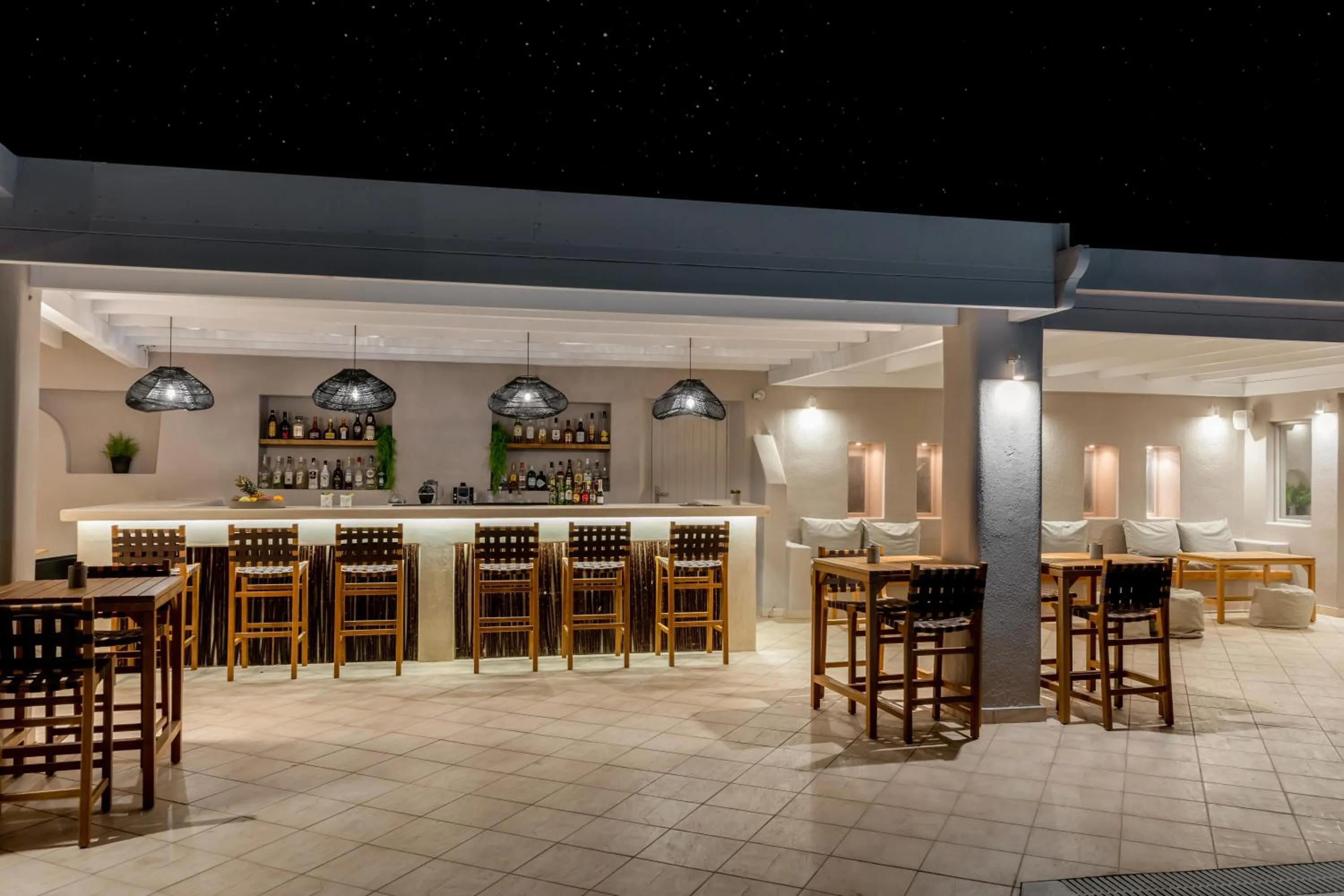 Restaurant/places to eat in Marillia Village