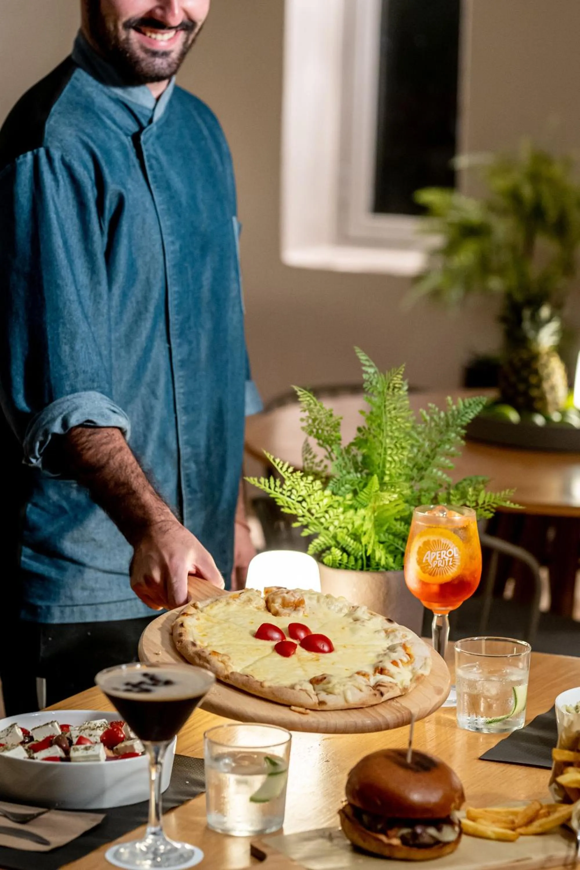 Restaurant/places to eat in Marillia Village