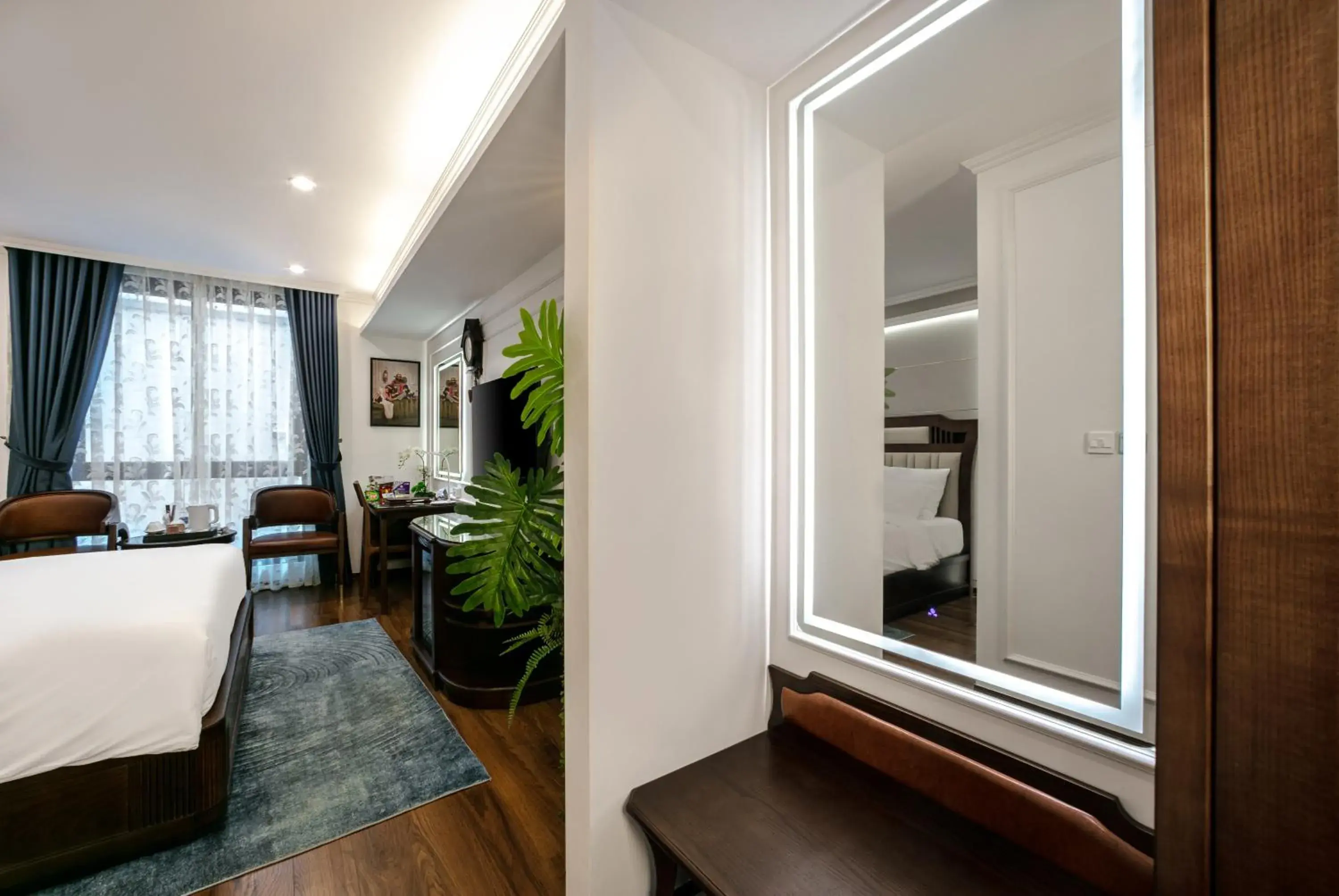 Deluxe Double Room in A25 Hotel - 16 Miếu Đầm Deluxe Double Room in A25 Hotel - 16 Miếu Đầm