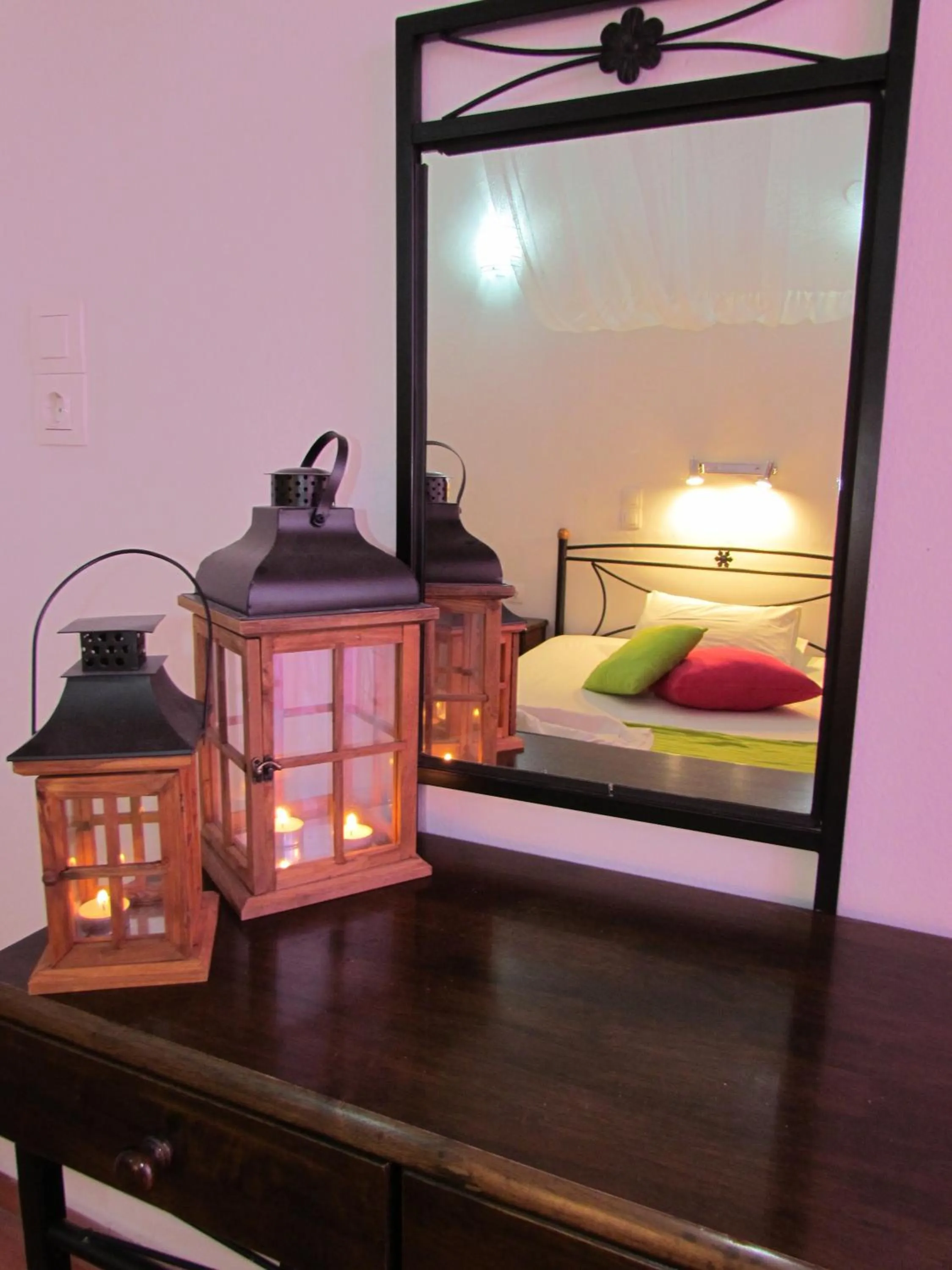 Decorative detail, Bed in Villa Livadaros