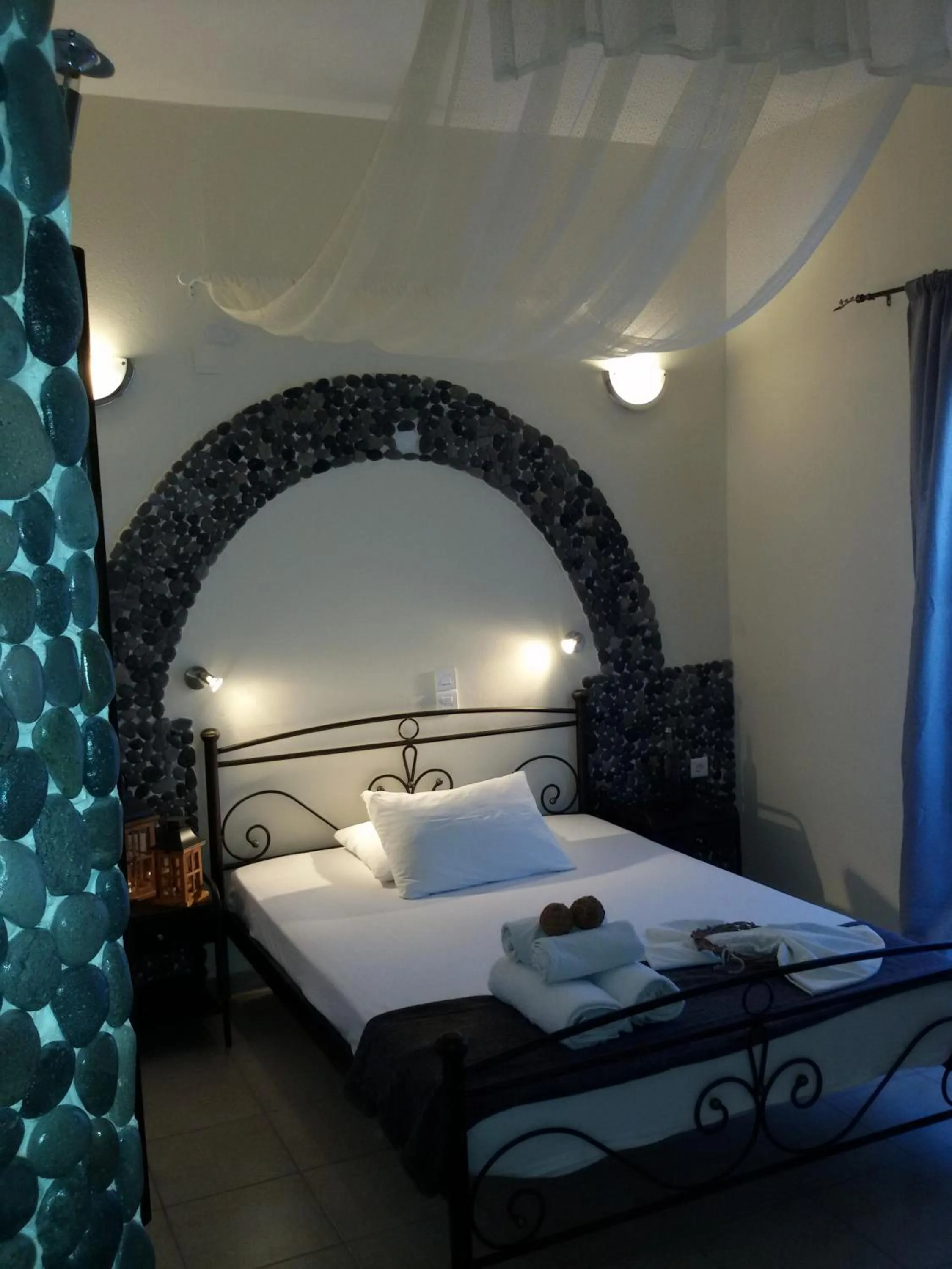 Bed in Villa Livadaros