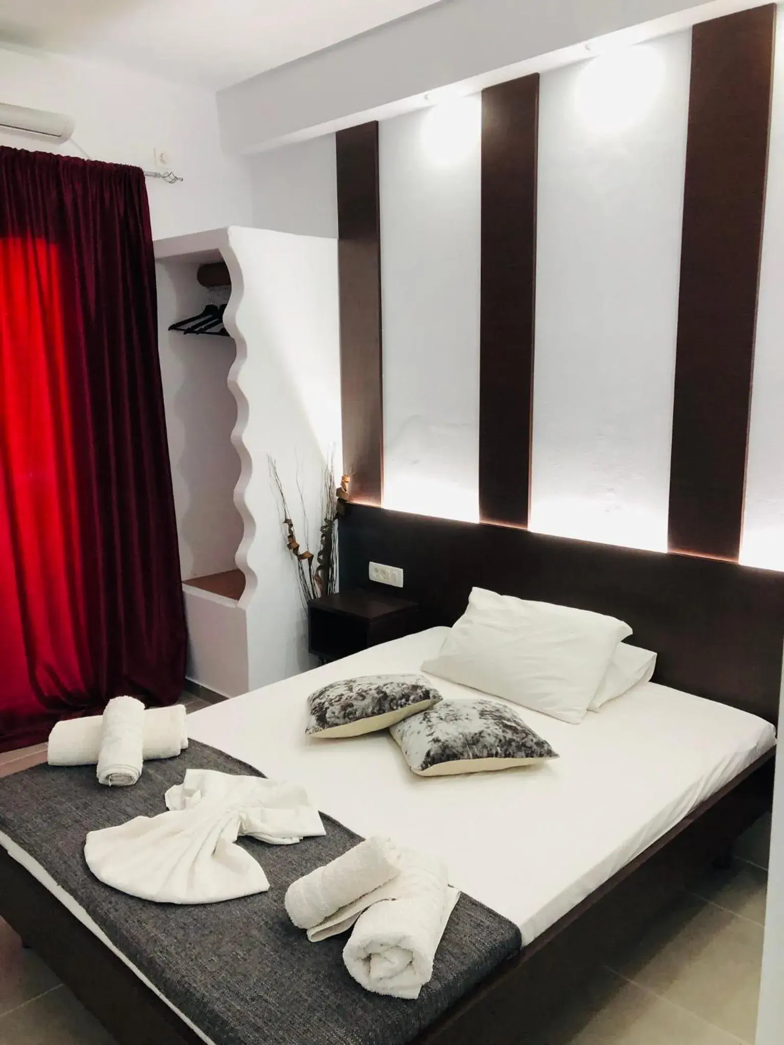 Bed in Villa Livadaros Bed in Villa Livadaros