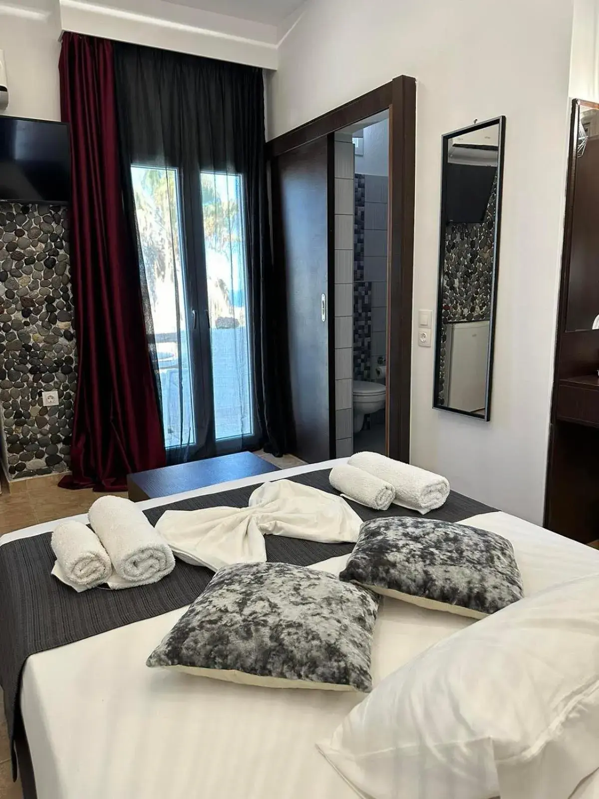 Bed in Villa Livadaros Bed in Villa Livadaros