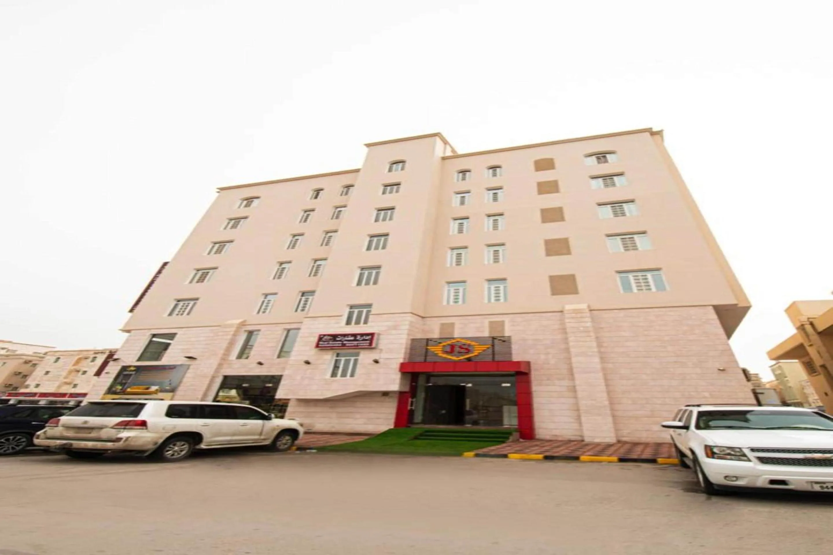 Facade/entrance in Super OYO 145 Jandul Salalah 2 Furnished Apartment