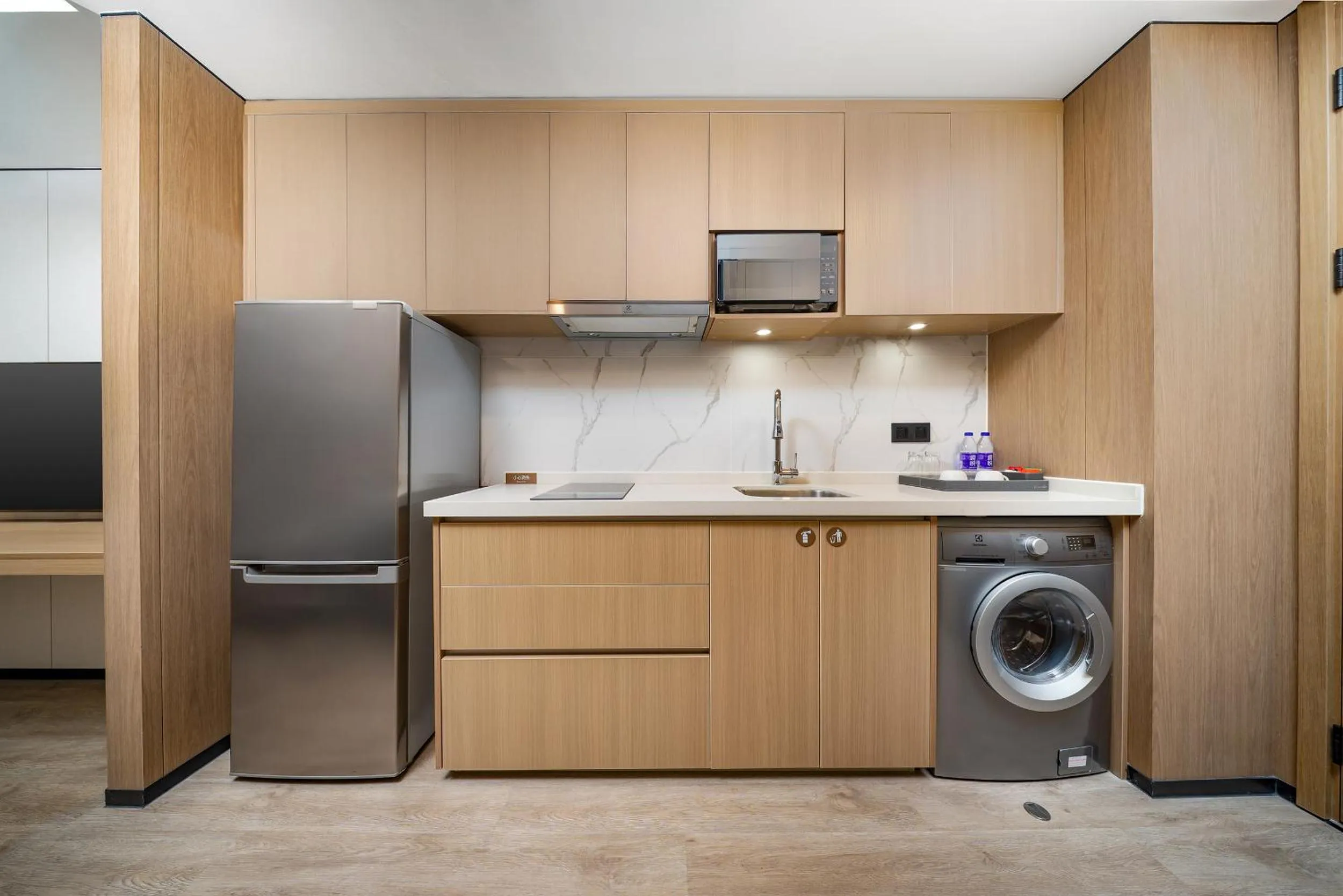 Kitchen or kitchenette in CM Serviced Apartment Shenzhen Dongmen