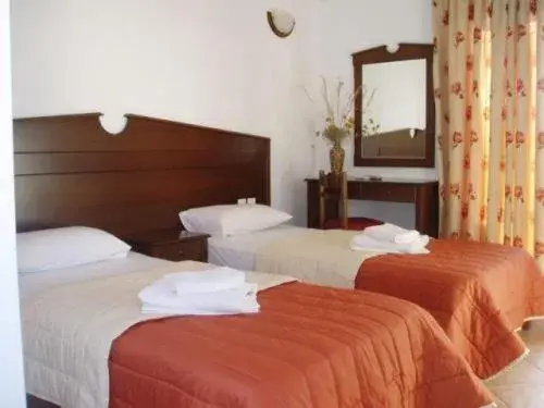 Twin Room in Rita's Place Hotel Twin Room in Rita's Place Hotel