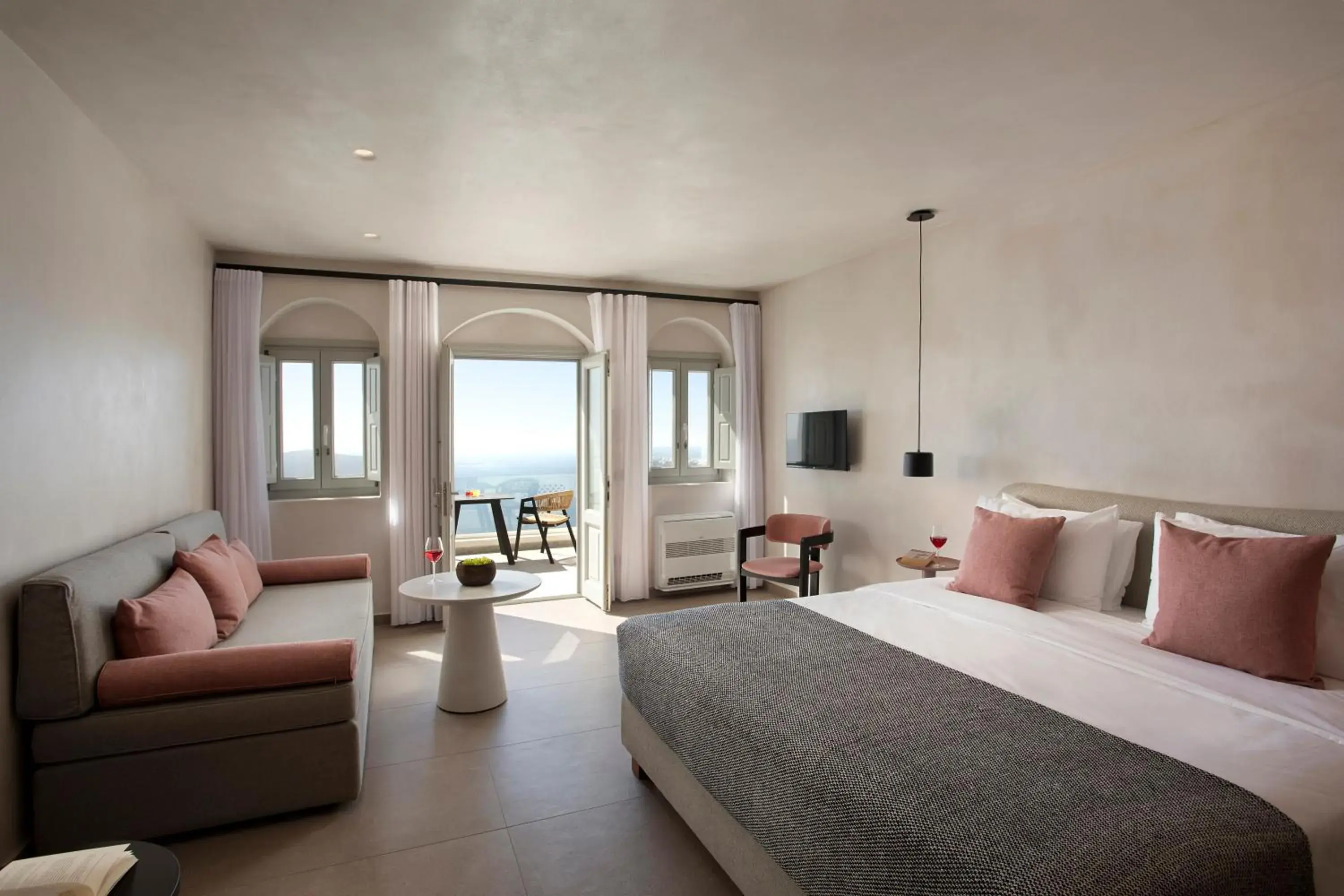 Bed in Andromeda Villas & Spa Resort Bed in Andromeda Villas & Spa Resort