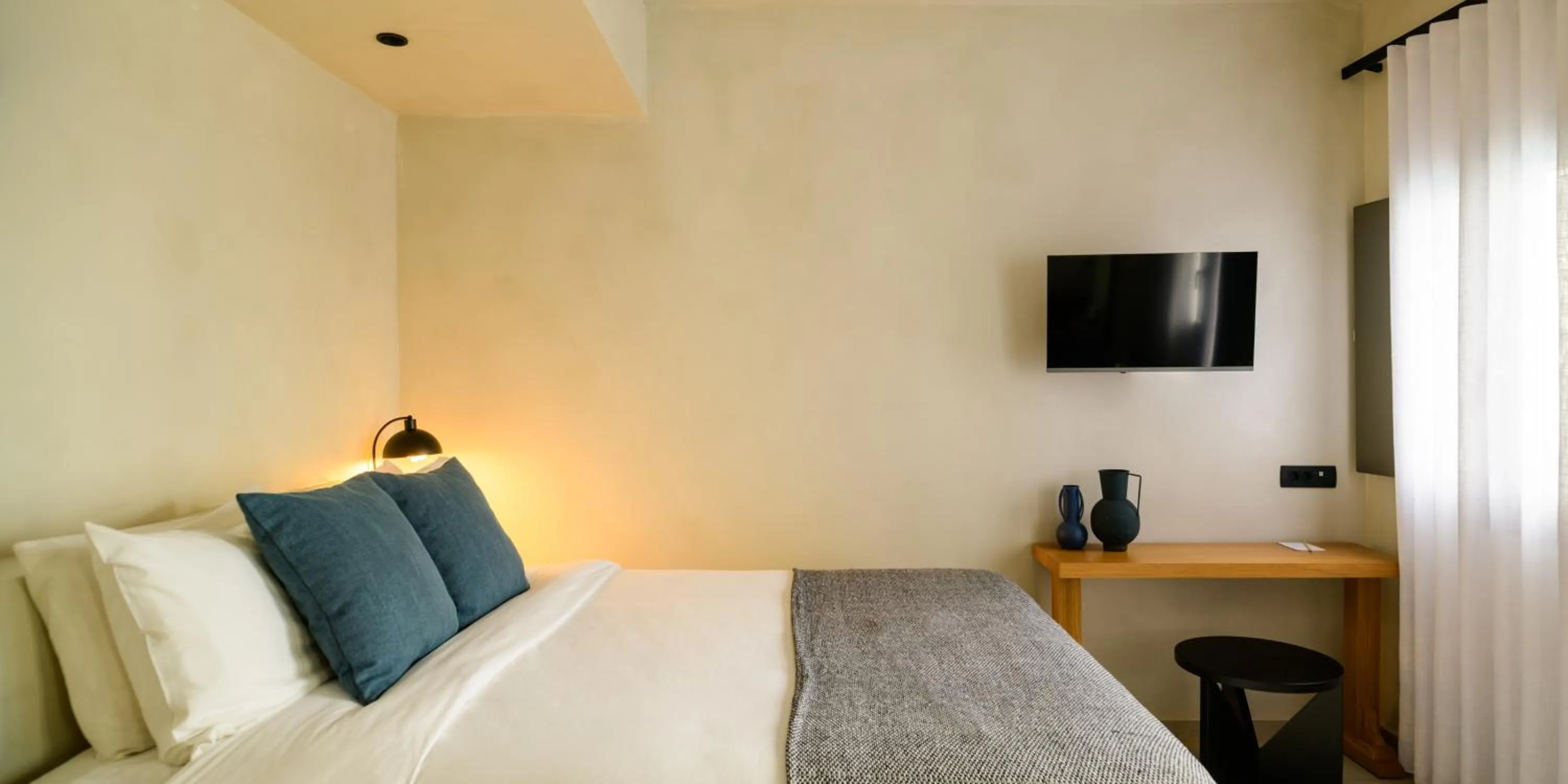 Bed in Andromeda Villas & Spa Resort