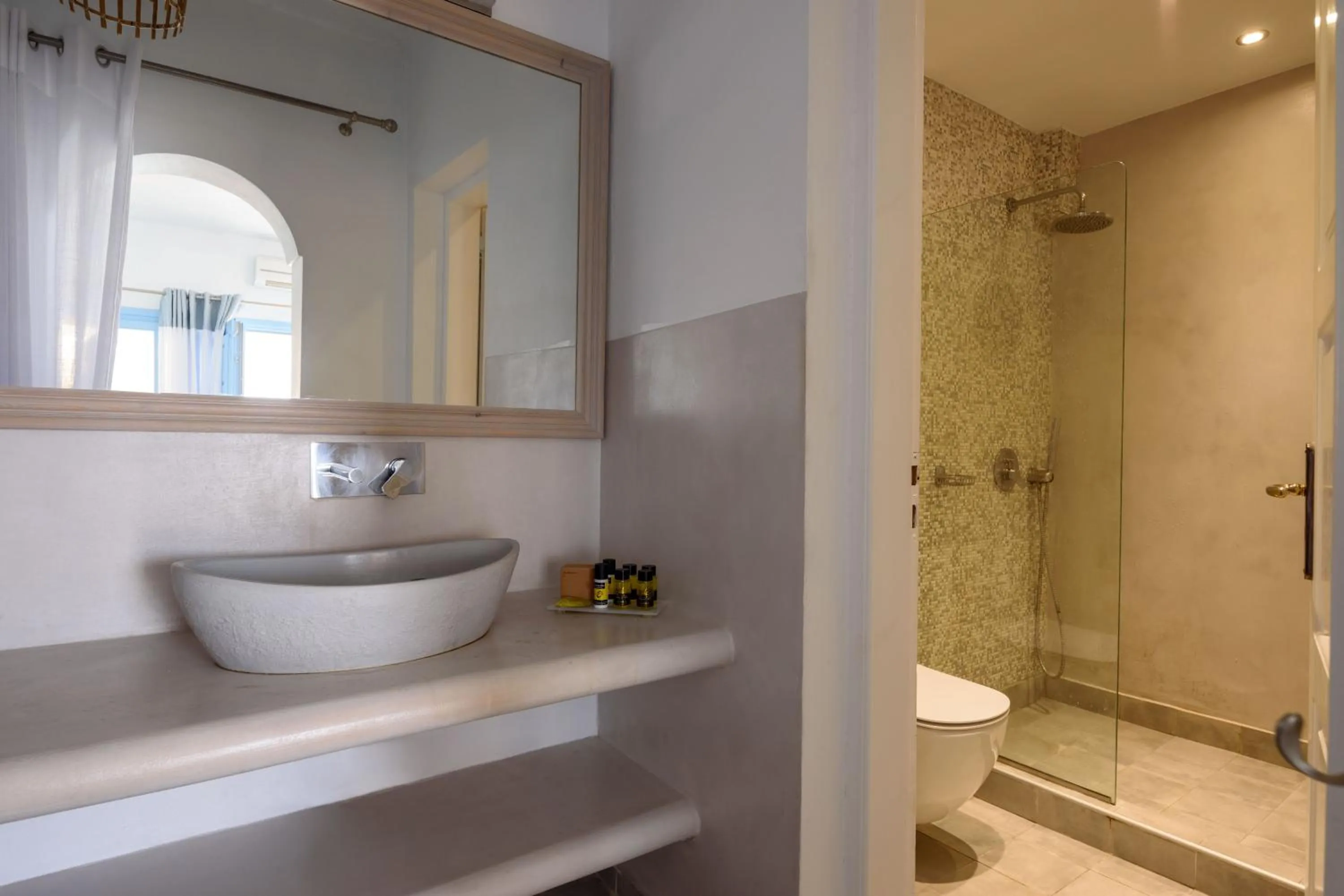 Shower in Andromeda Villas & Spa Resort