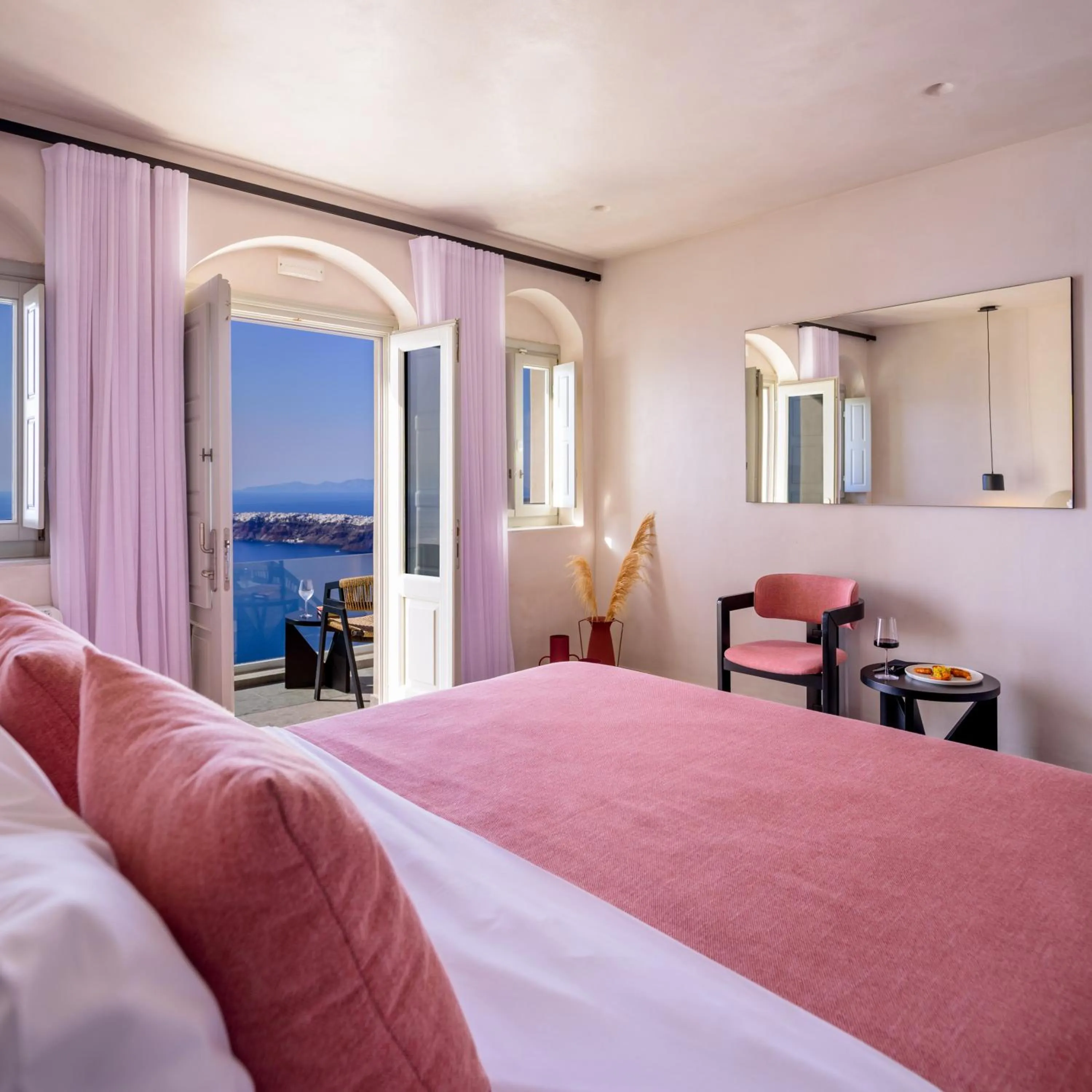 Bed in Andromeda Villas & Spa Resort