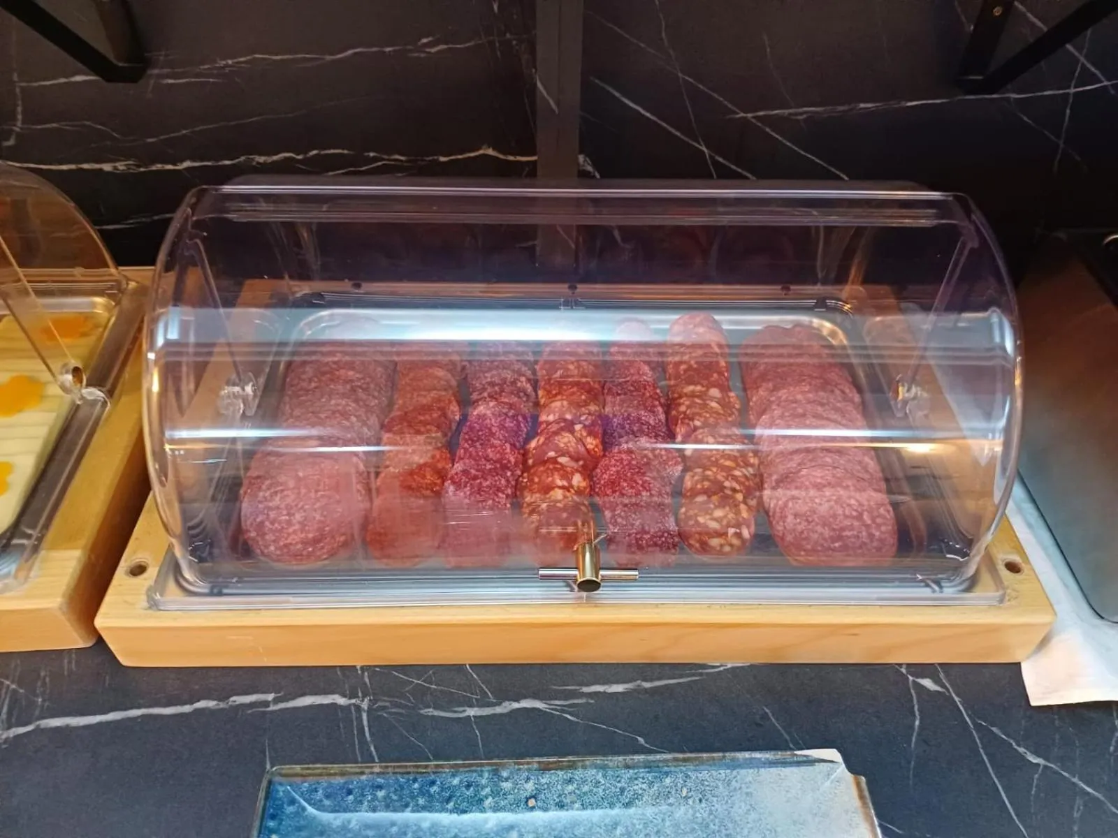 Breakfast in Hotel Excelsior By TimHotels