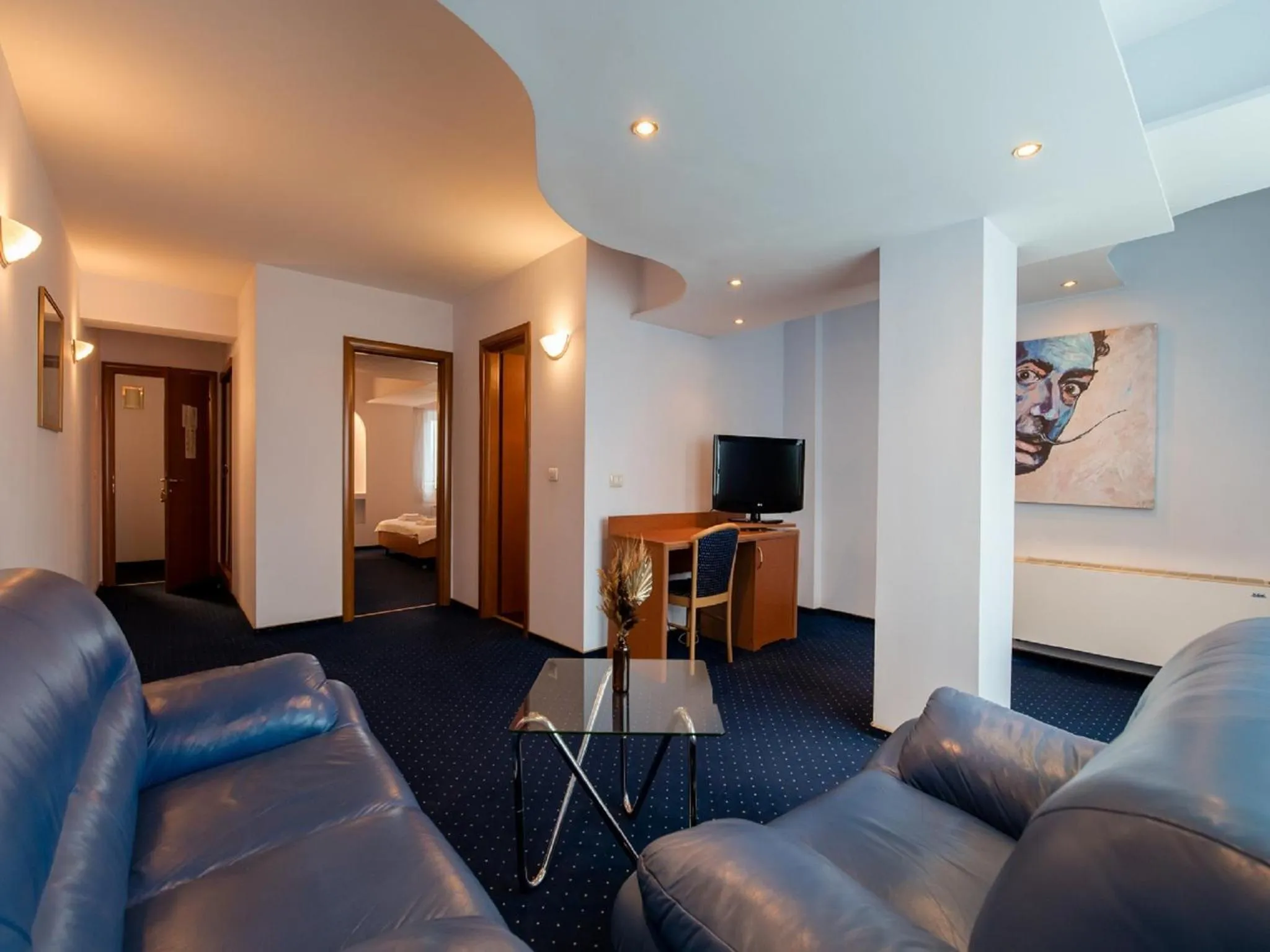 TV and multimedia in Hotel Excelsior By TimHotels