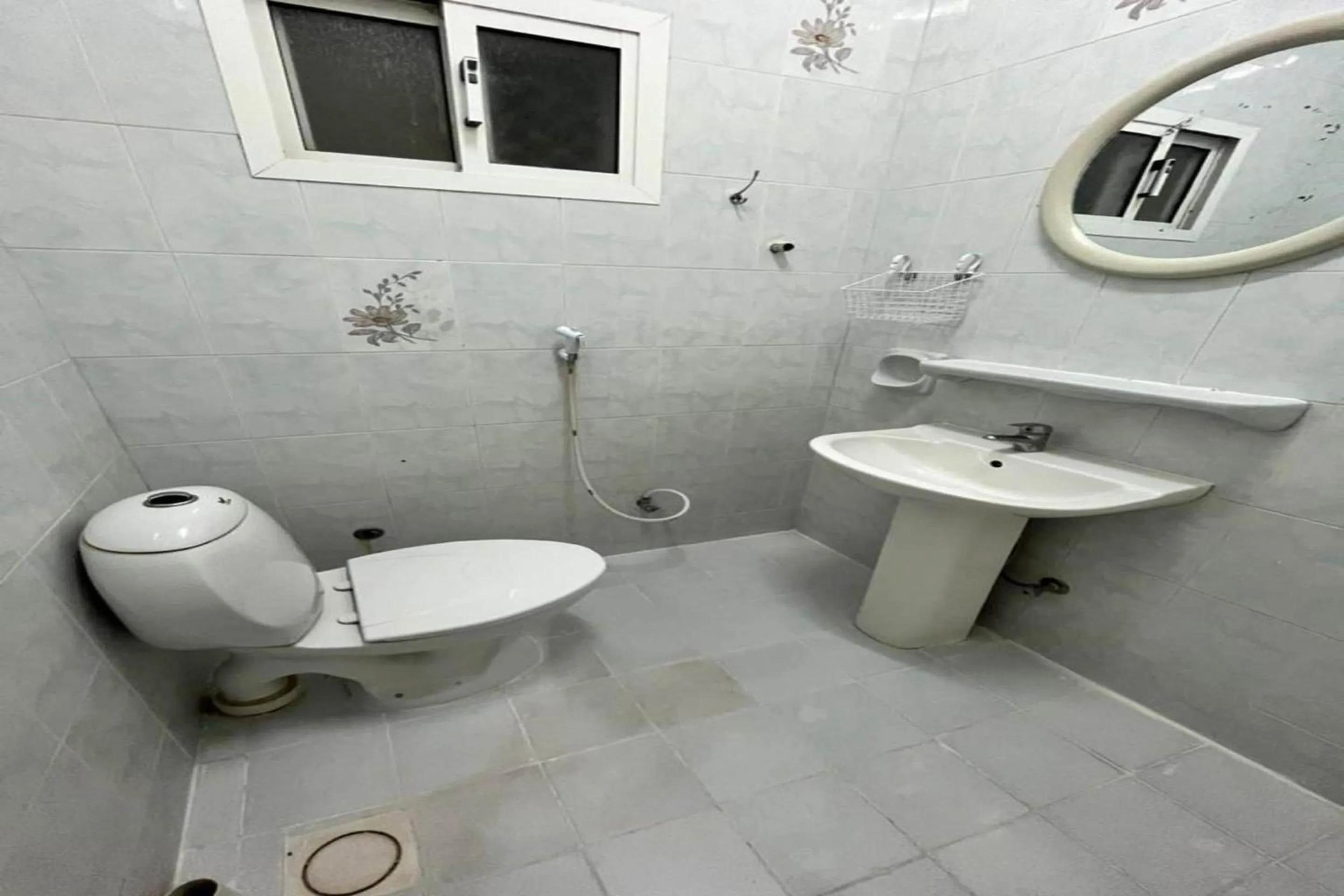 Bathroom in Super OYO 149 Bait Al Ghubaira Furnished Flat