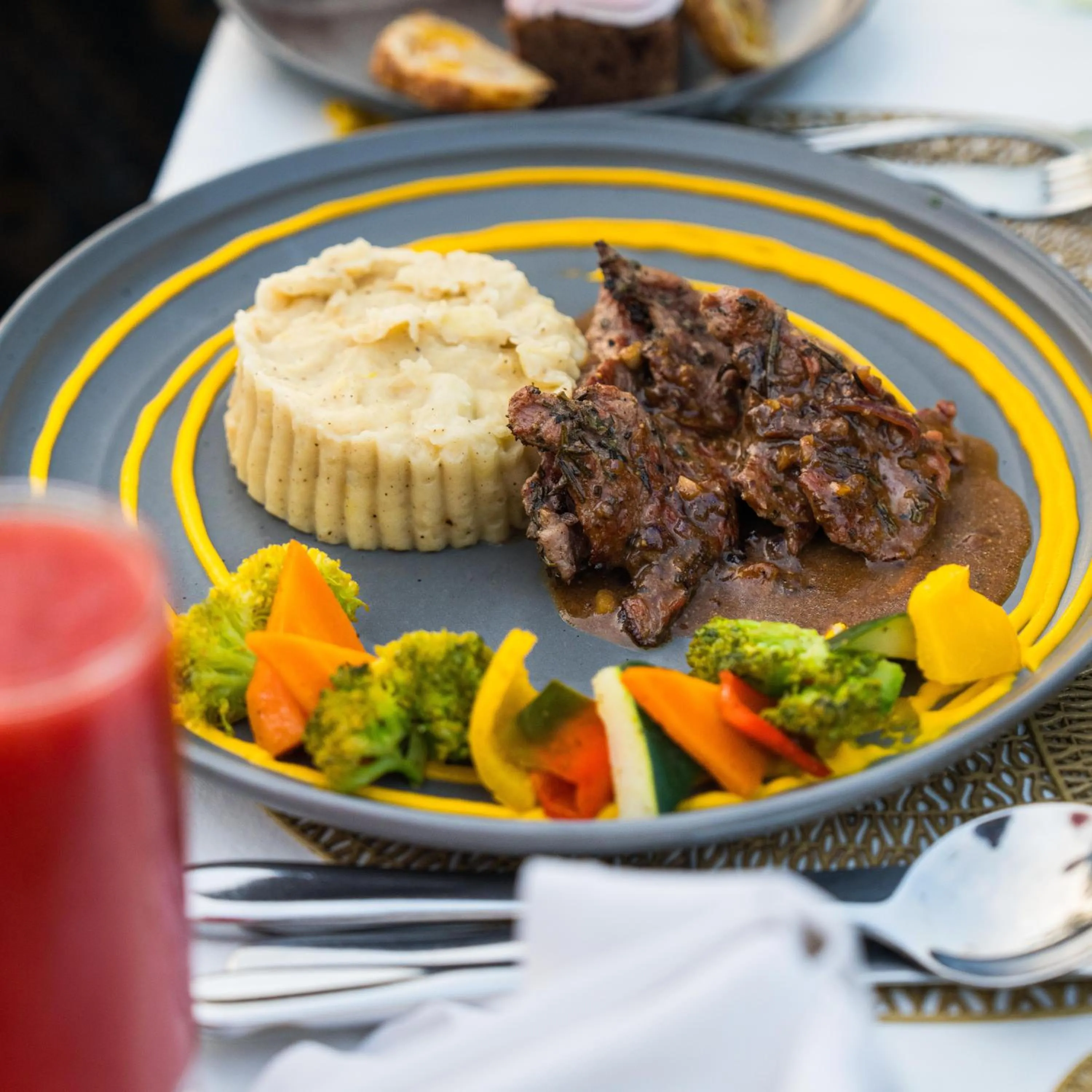 Food in Safaya Luxury Villas - Adults only