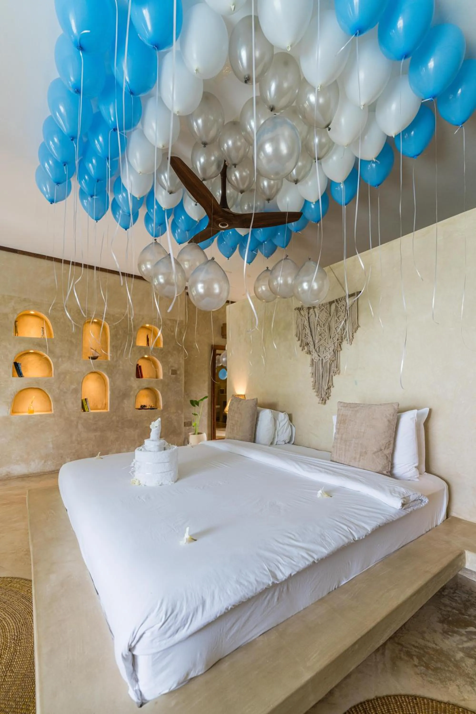 Decorative detail, Bed in Safaya Luxury Villas - Adults only