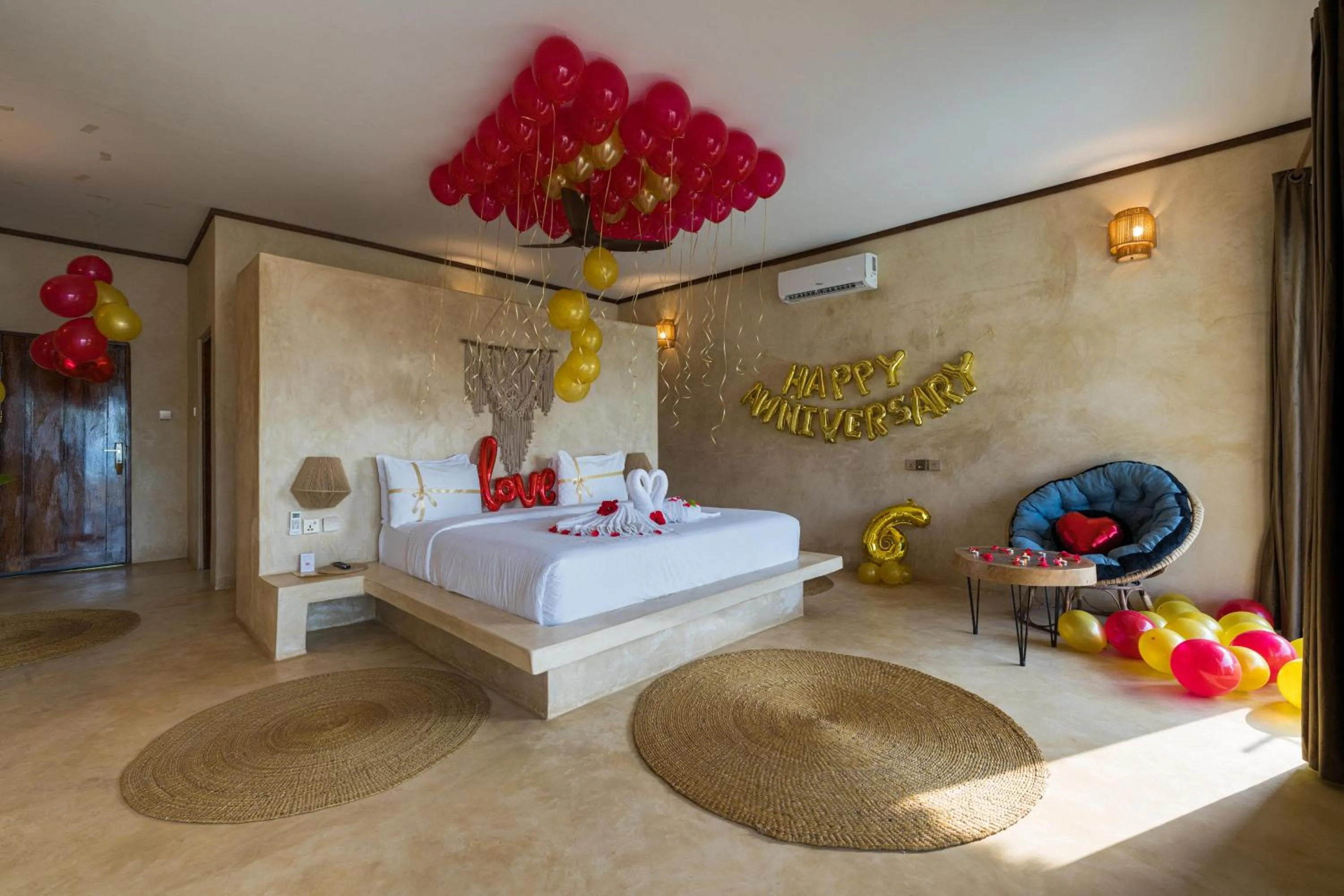 Photo of the whole room, Bed in Safaya Luxury Villas - Adults only