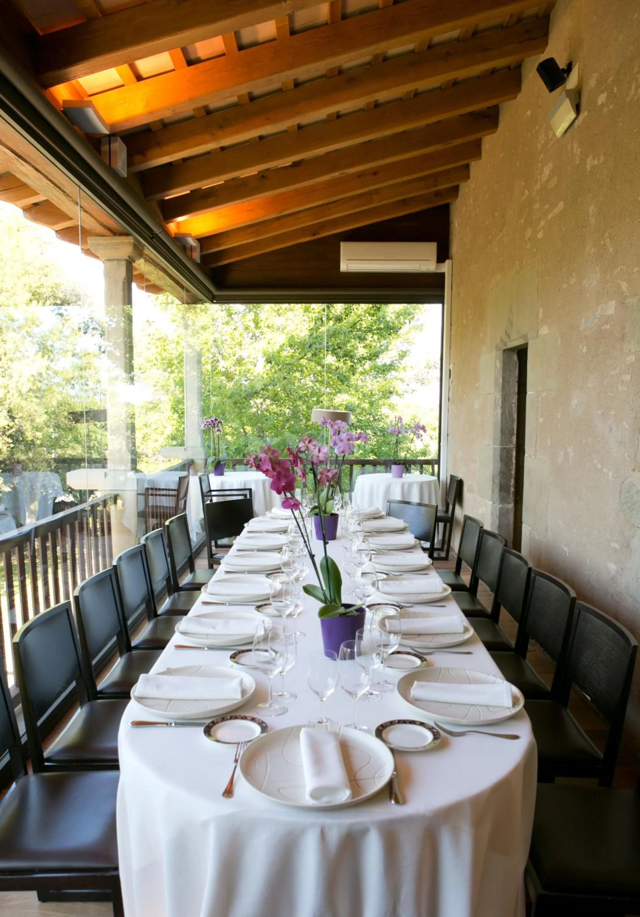 Restaurant/places to eat in Mas Albereda