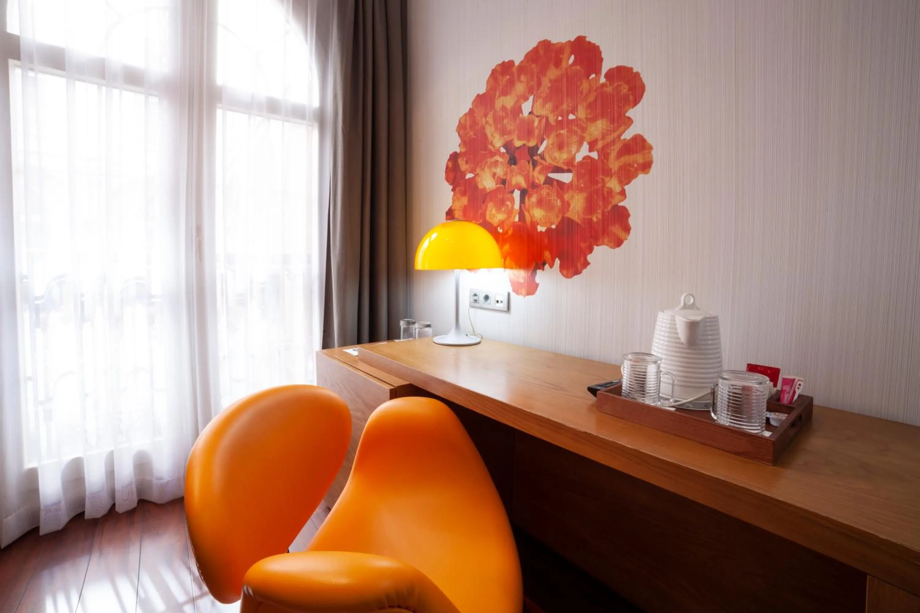 Decorative detail in Petit Palace Plaza Málaga