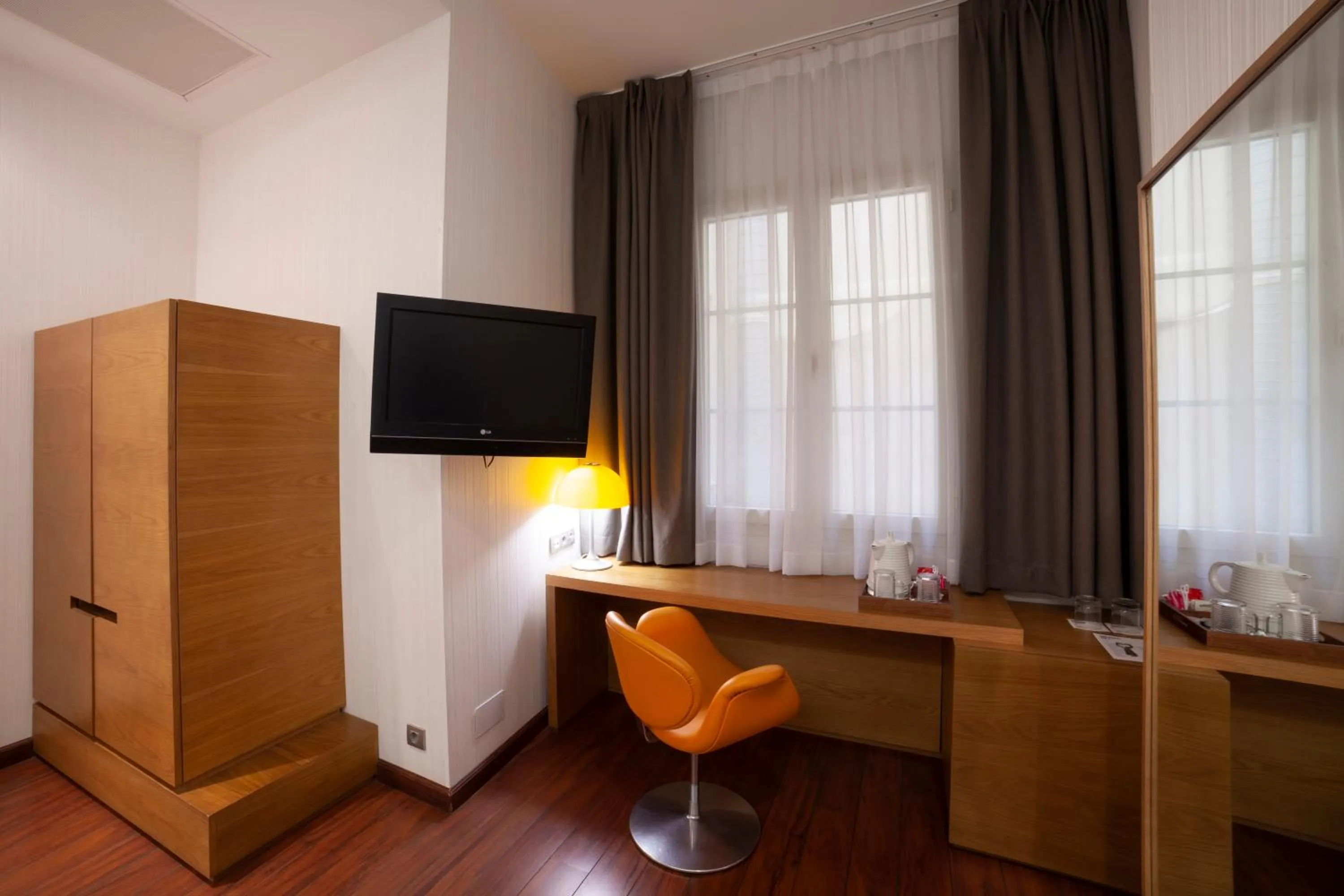 Bedroom in Petit Palace Plaza Málaga