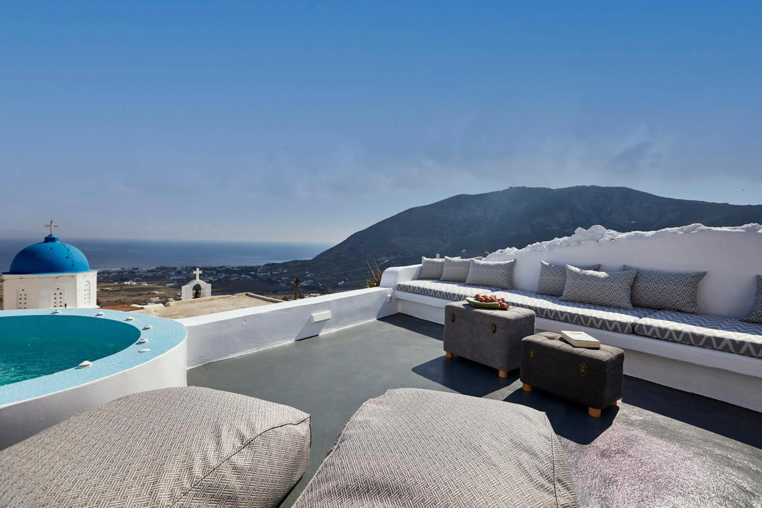 Balcony/Terrace in Aecon Suites