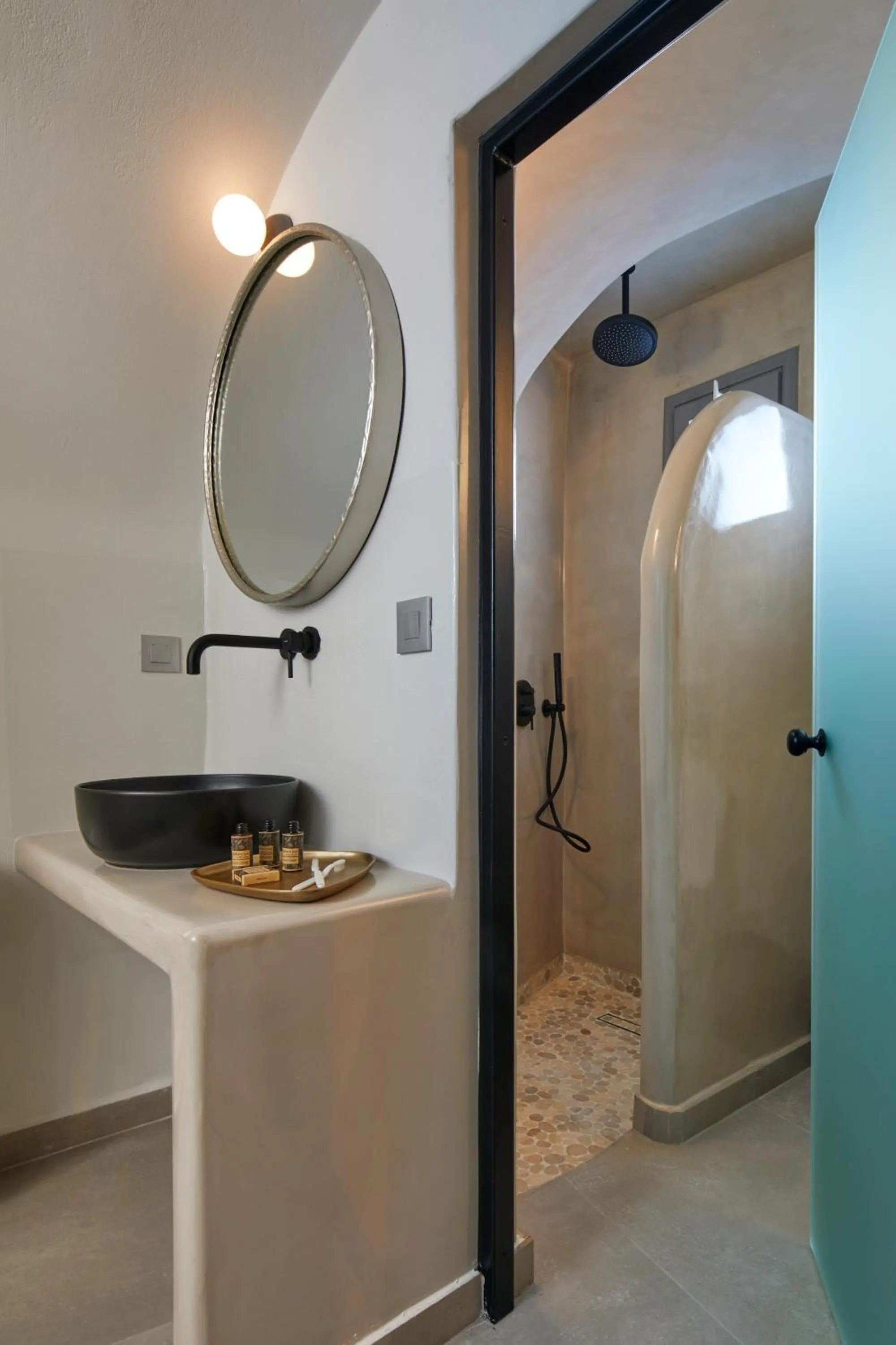 Shower in Aecon Suites