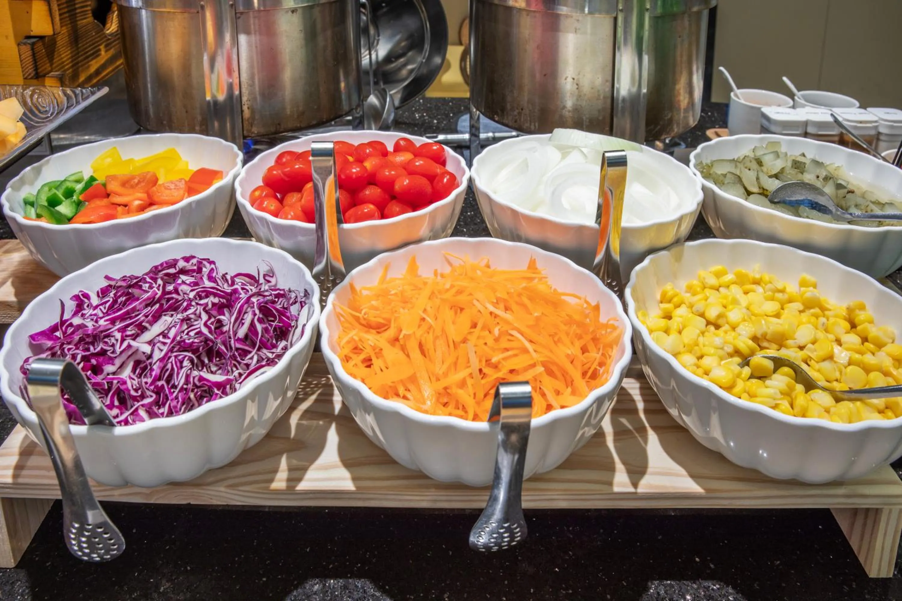 Restaurant/places to eat in Best Western Ratchada Hotel