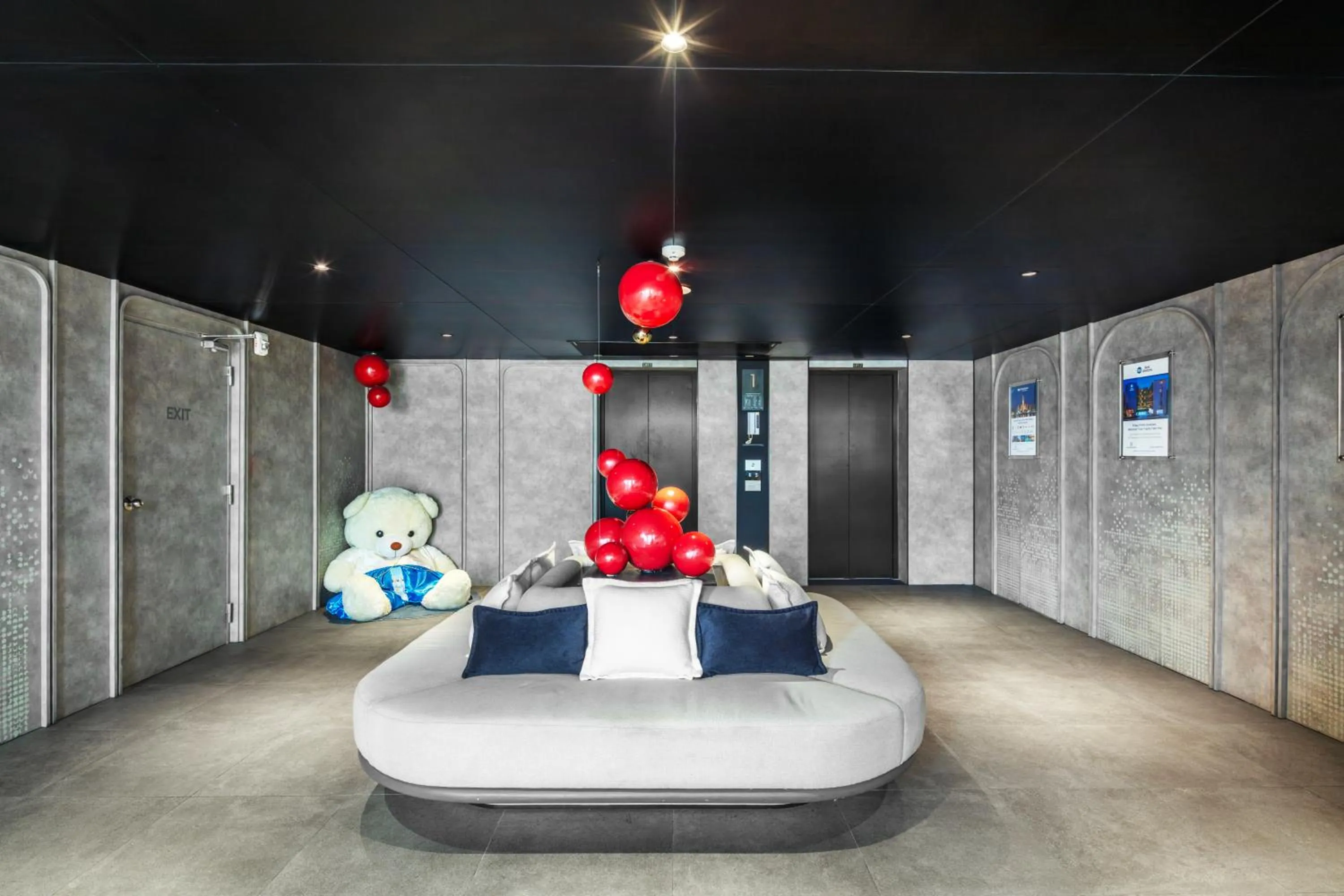 Lobby or reception in Best Western Ratchada Hotel