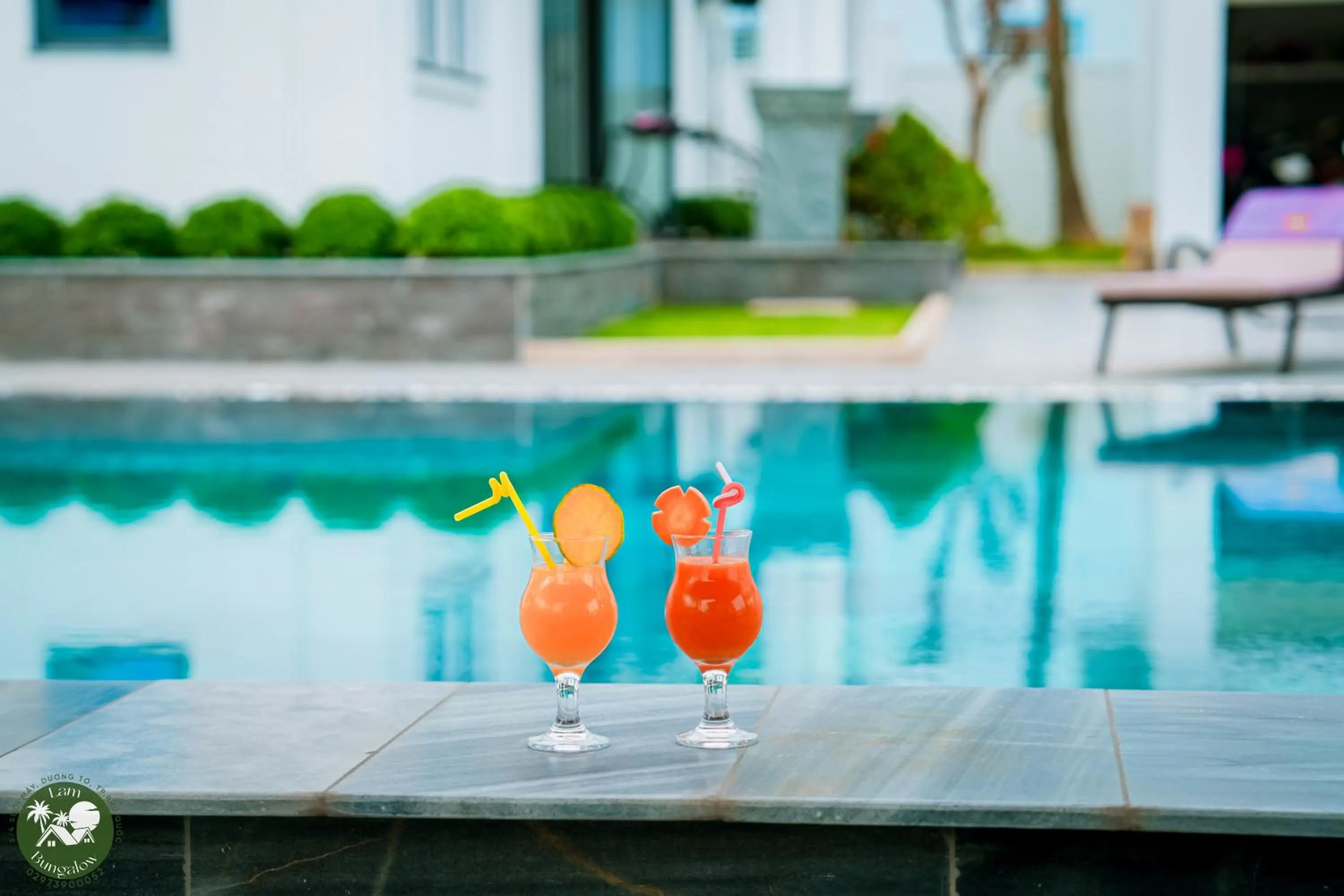 Swimming pool in LAM BUNGALOW Resort & Spa