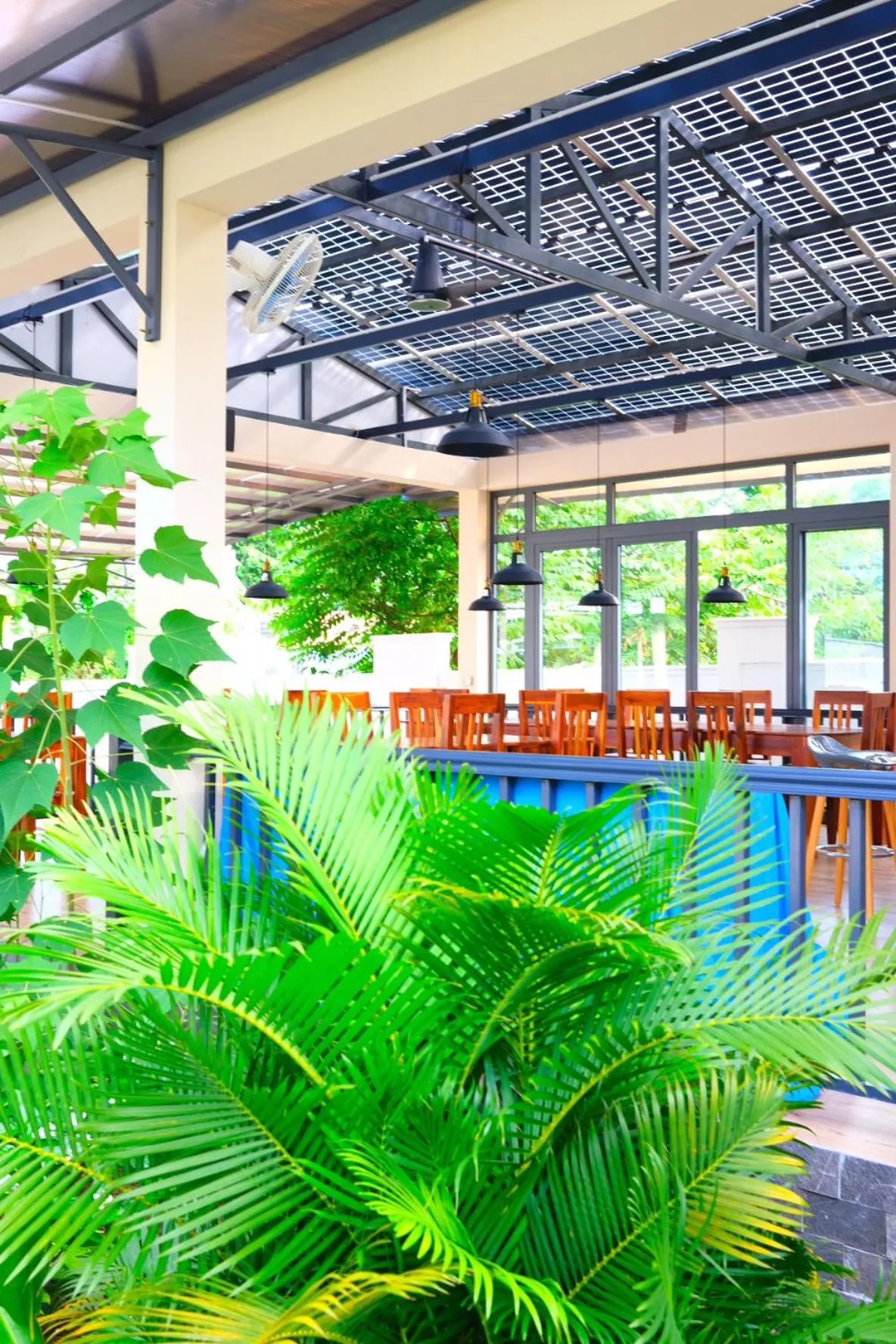 Restaurant/places to eat in LAM BUNGALOW Resort & Spa