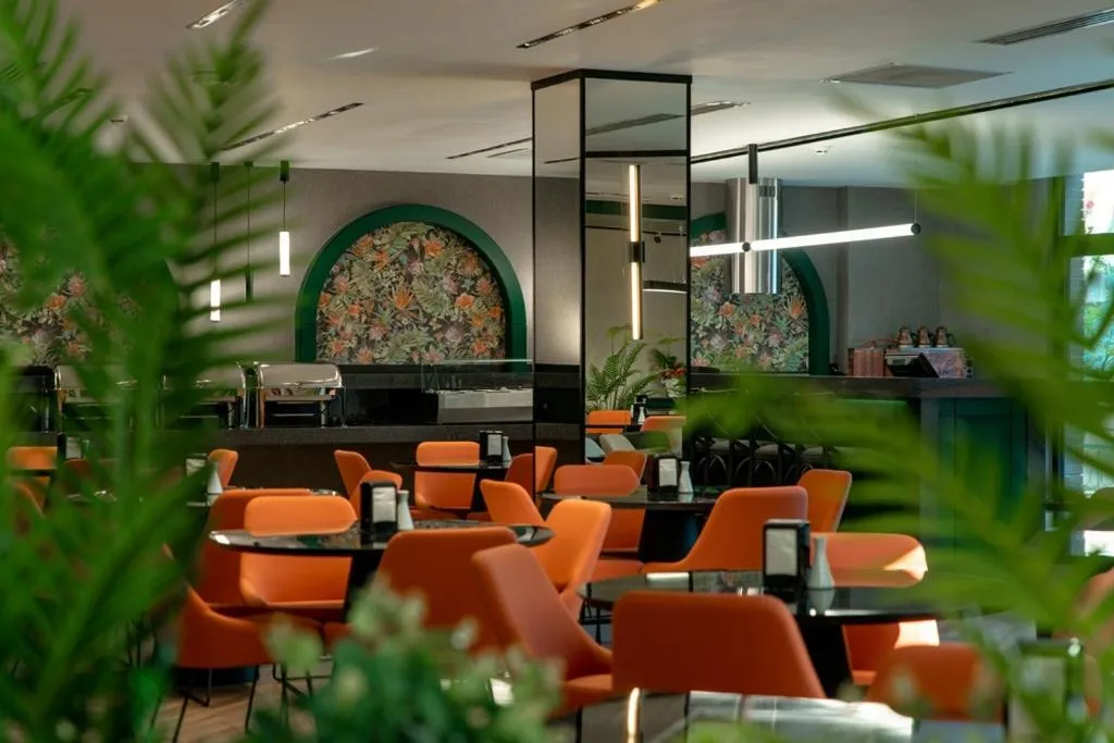 Dostyk Business Hotel