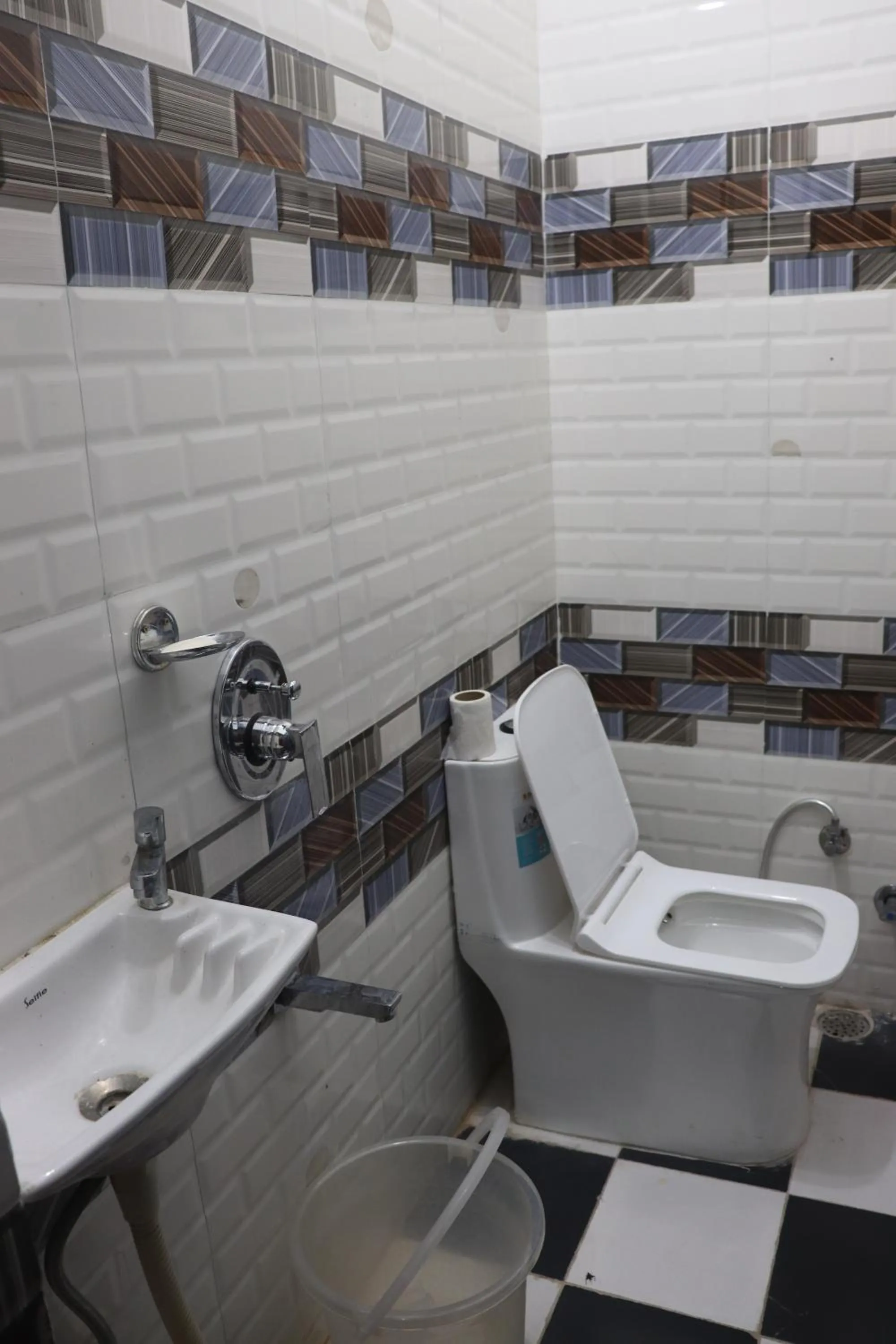 Bathroom in The Mehran way Homestay