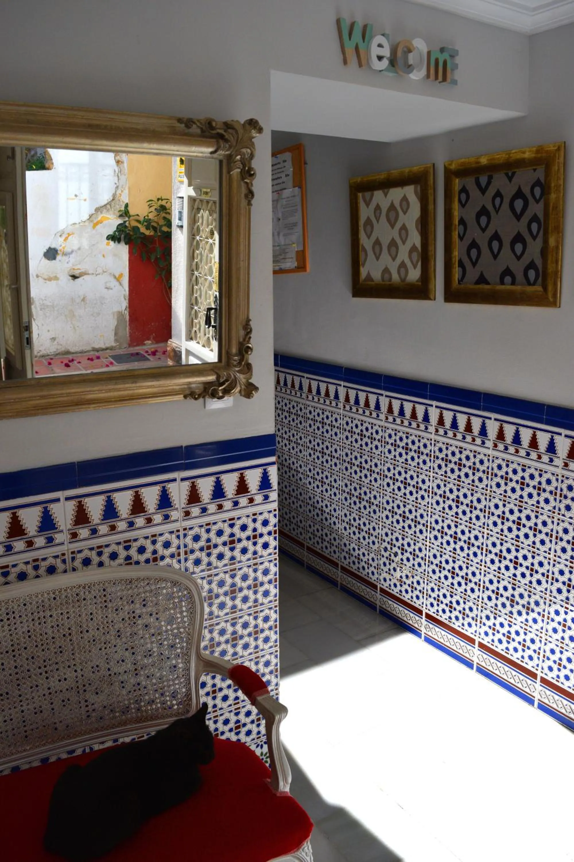 Facade/entrance in Pensión Aduar