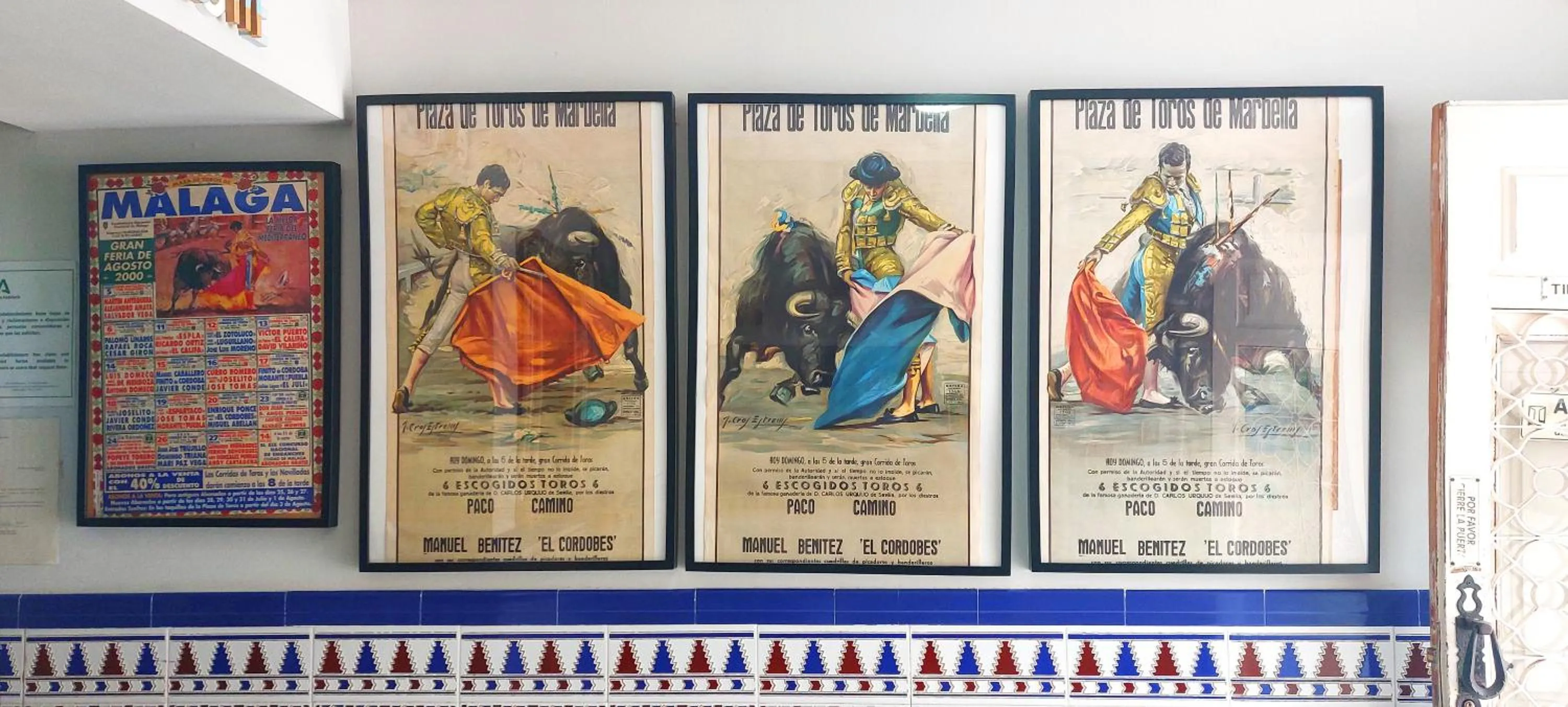 Property building in Pensión Aduar