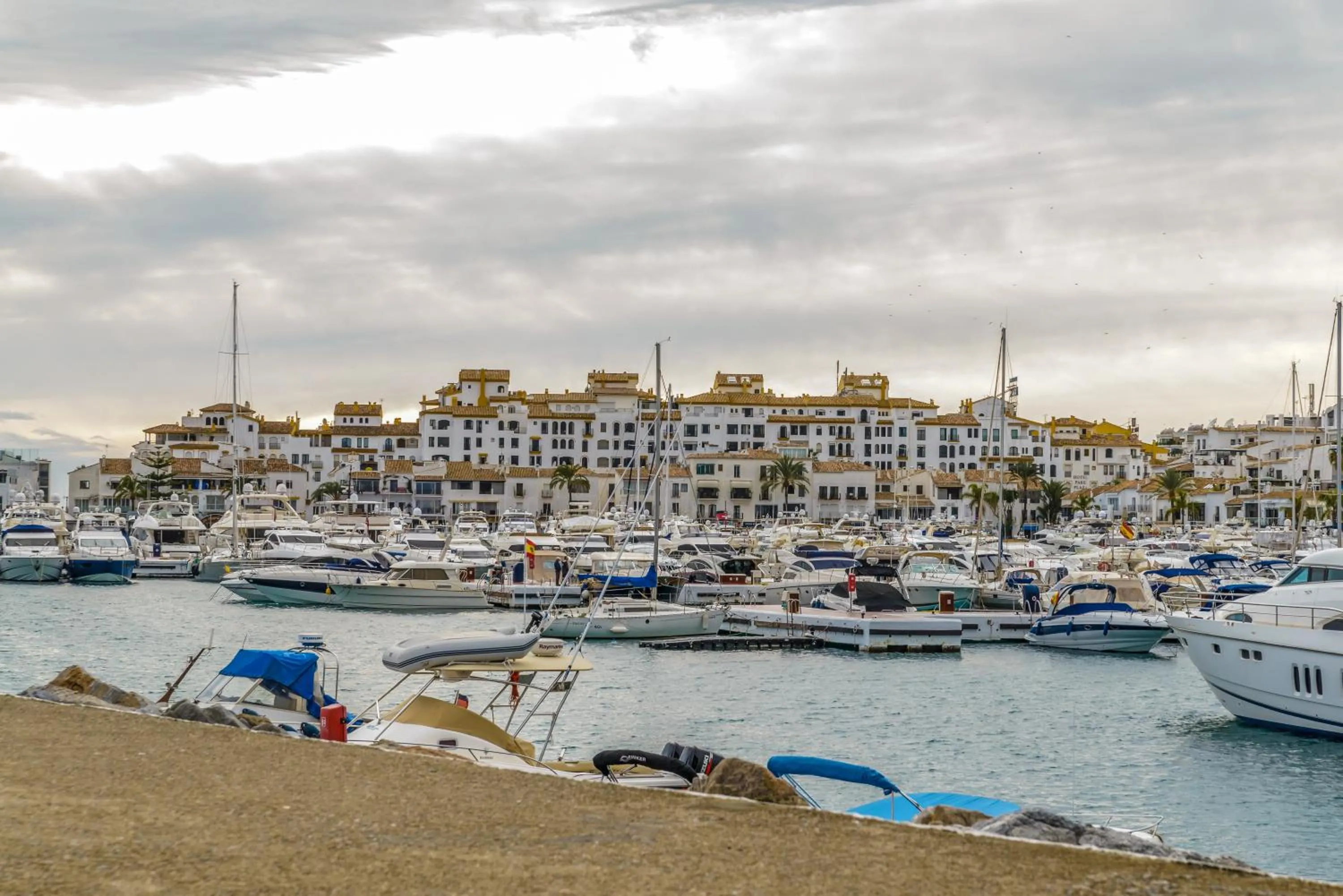 Beach in Pensión Aduar